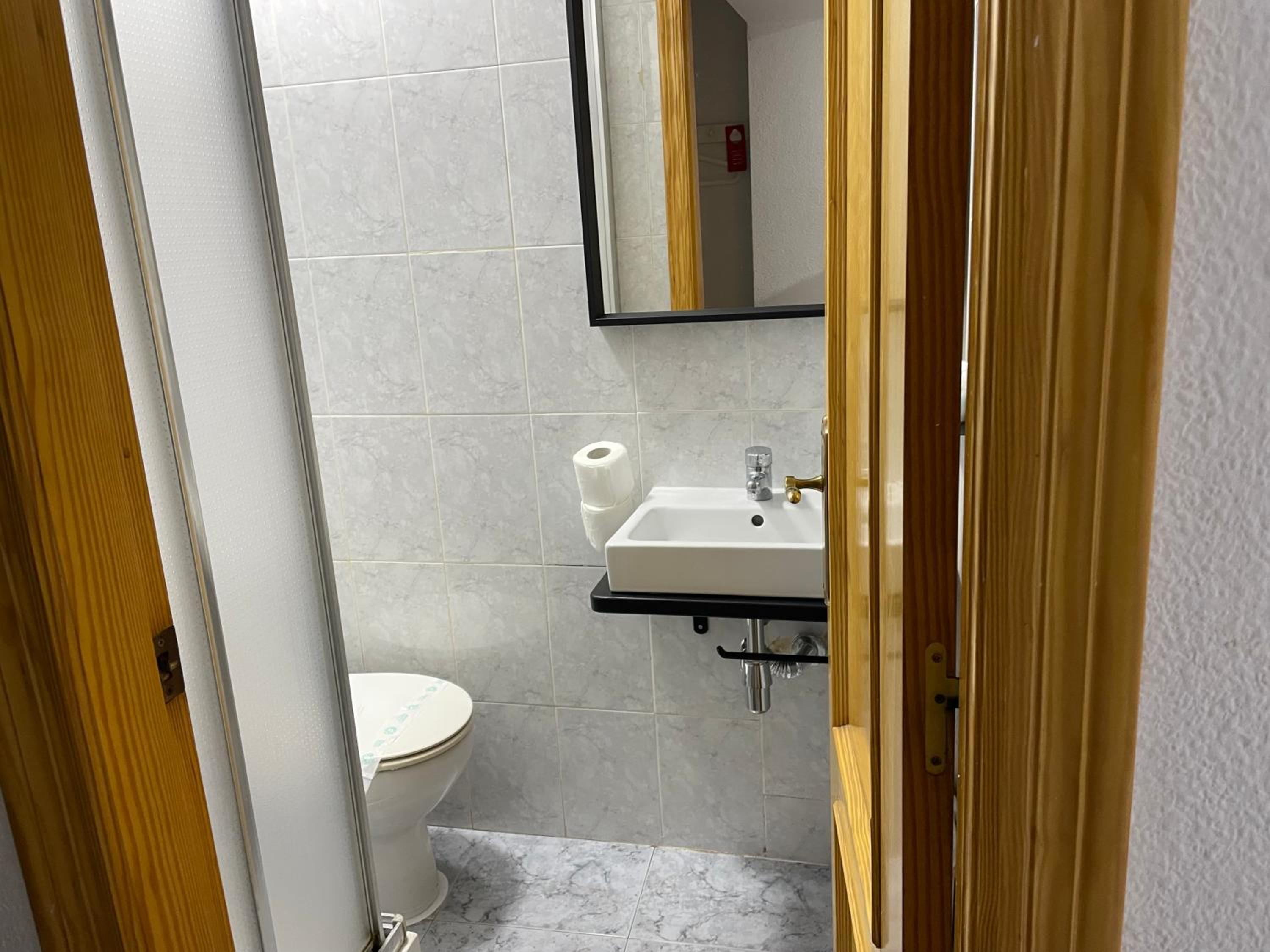 Double or Twin Room photo 2