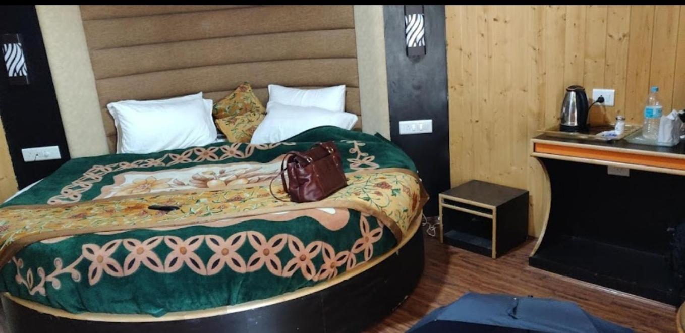 Deluxe Double Room photo 2