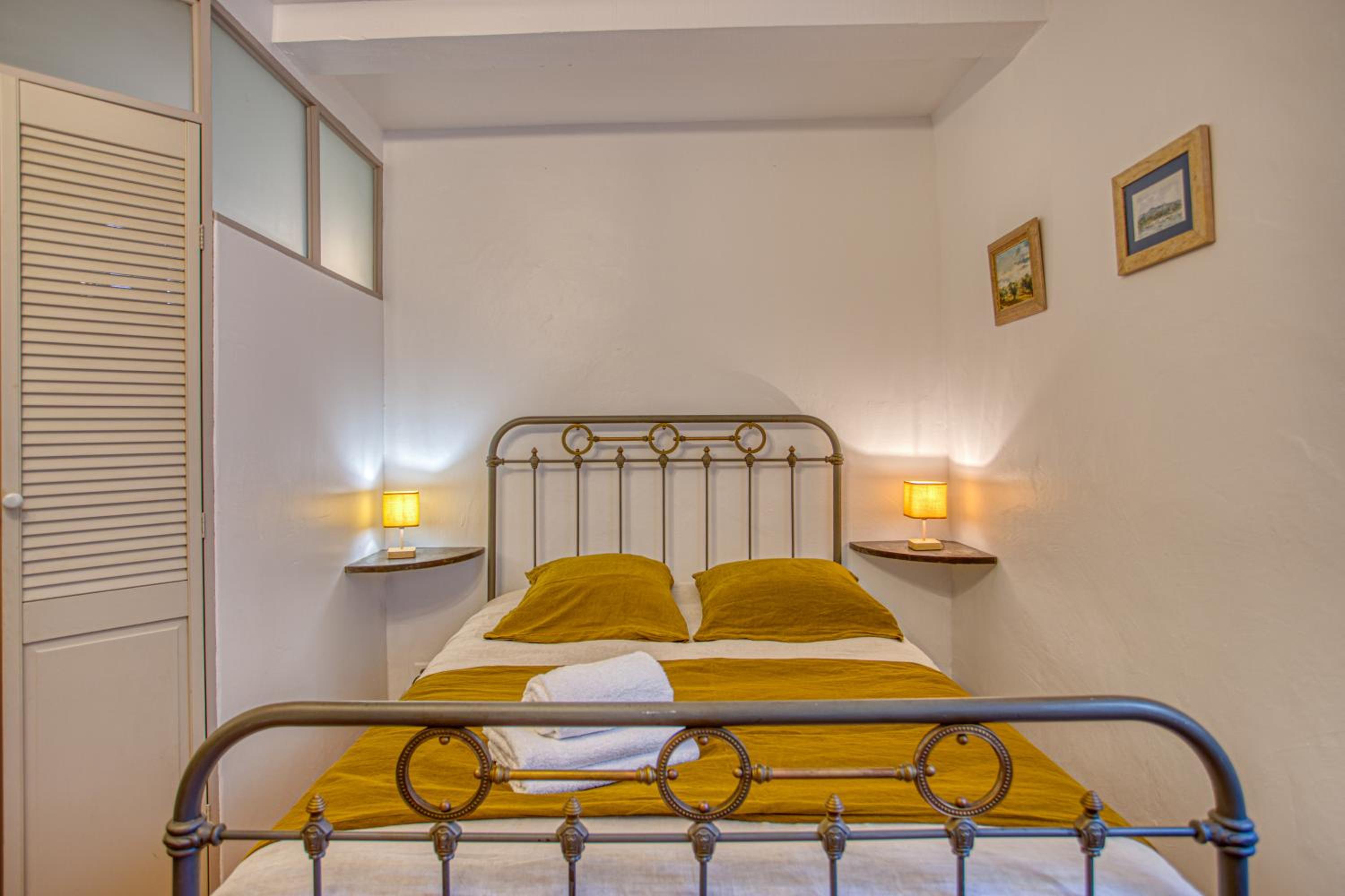 Triple Room with City View - Photo 1