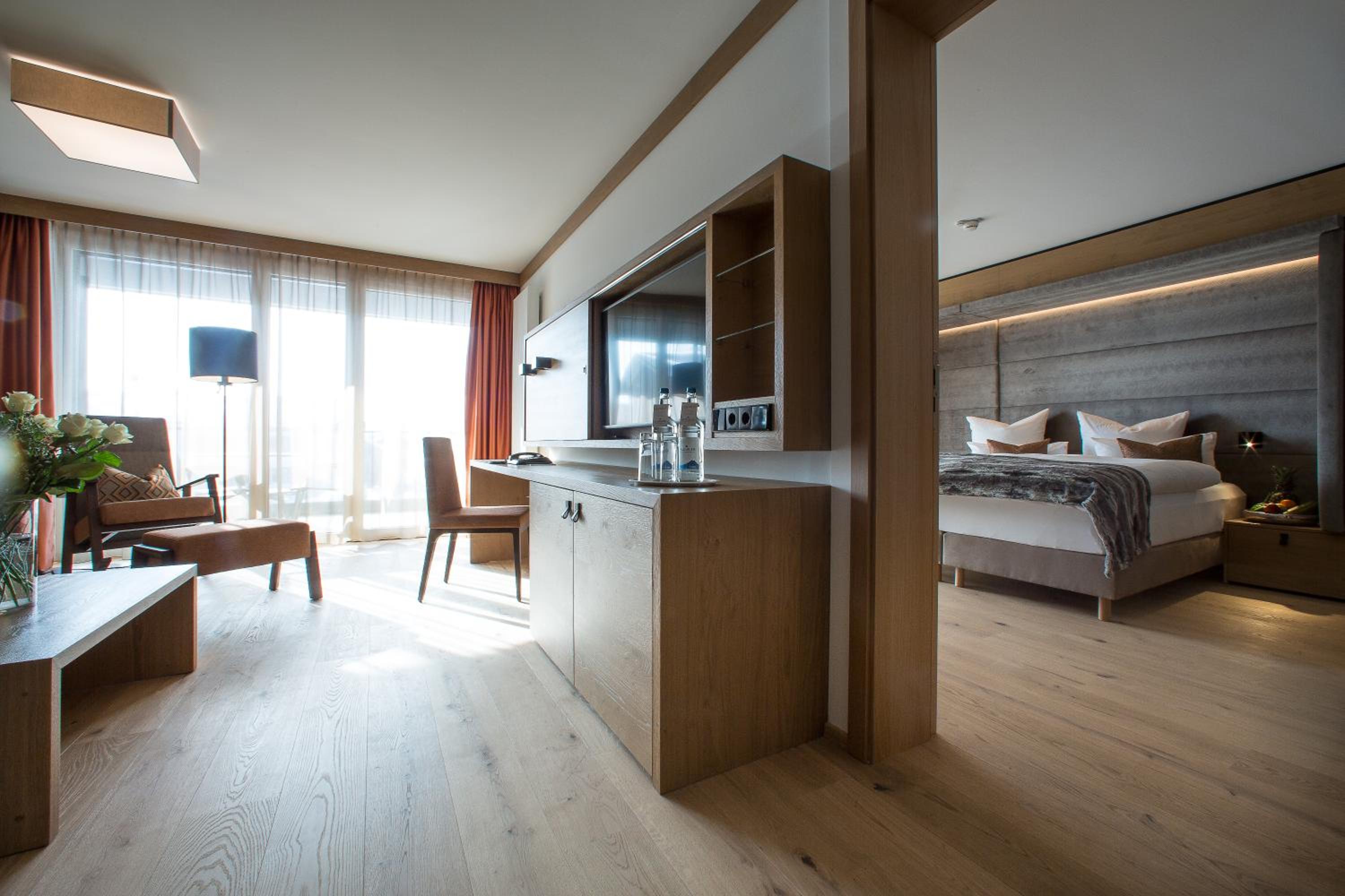 Suite with Balcony photo 3