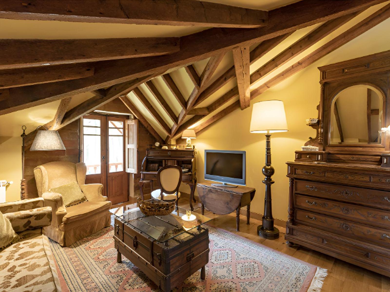 Superior Triple Room photo 2