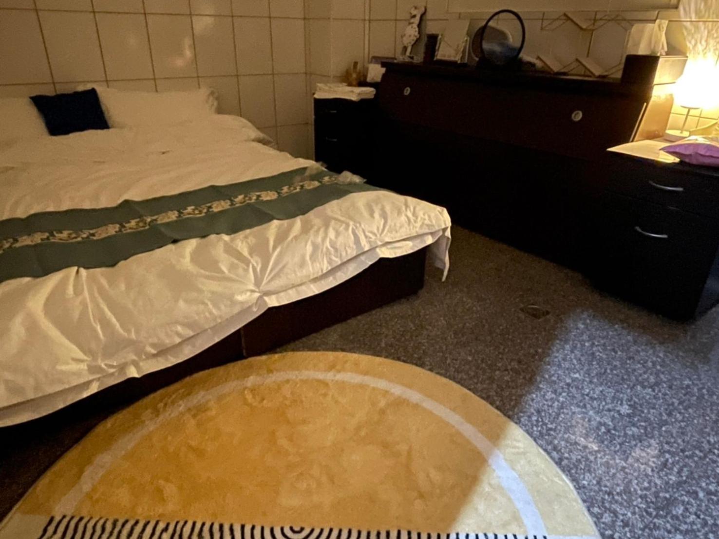 Double Room with Shared Bathroom photo 1