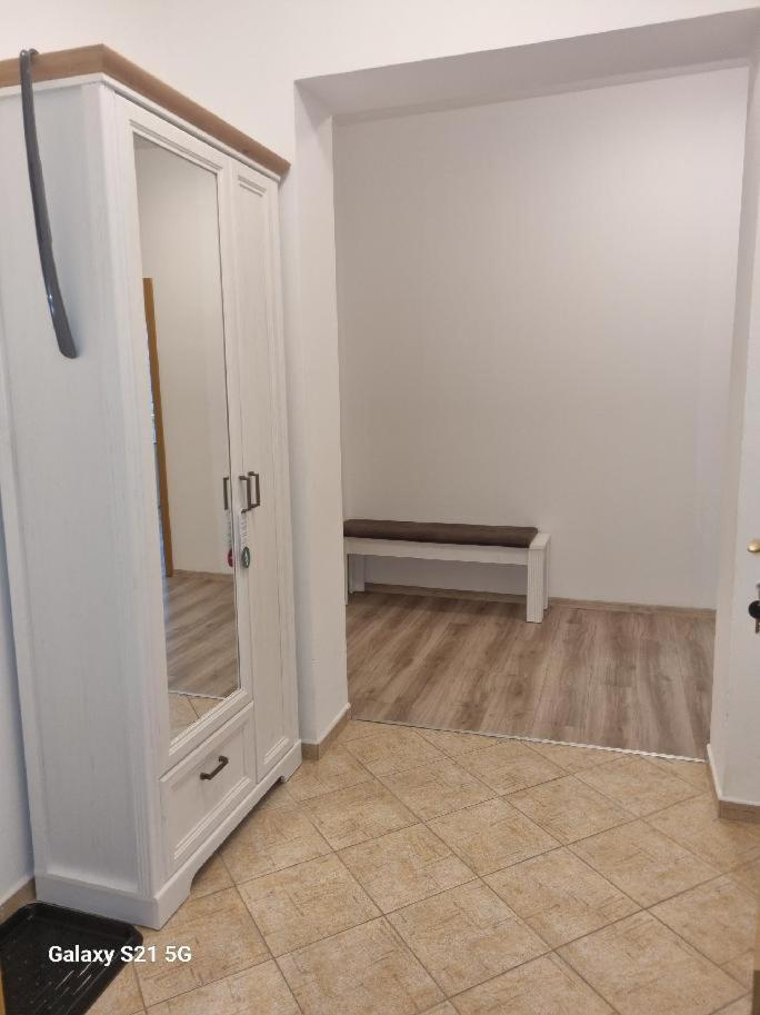 Suite - Photo 7
