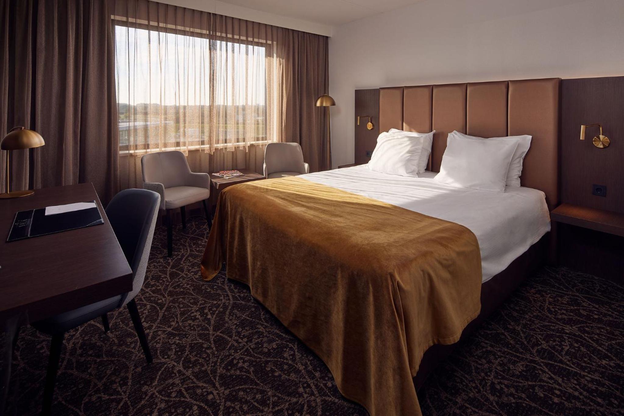 Deluxe Double Room with Bath  photo 1