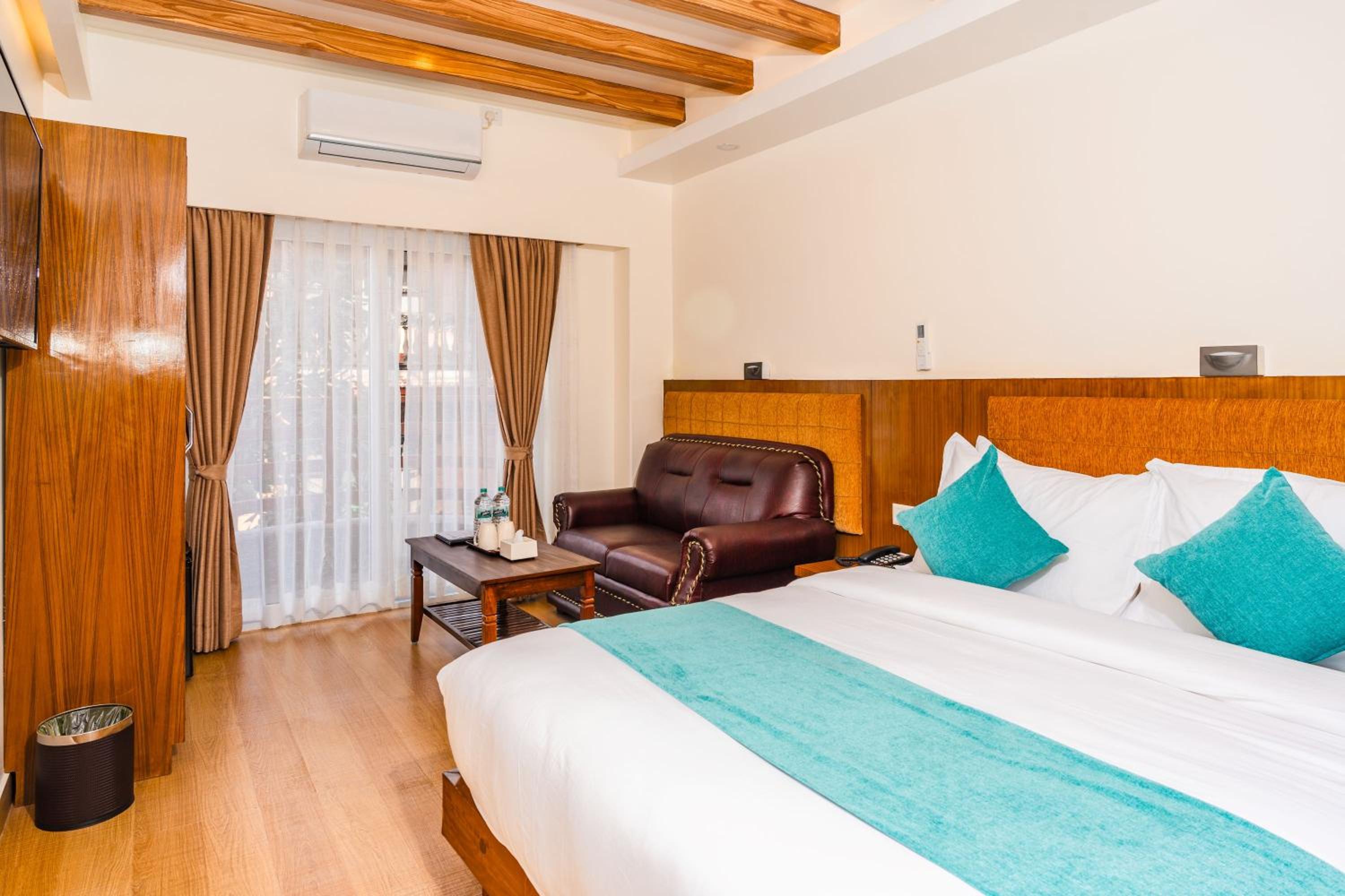 Deluxe Double Room - Photo 1