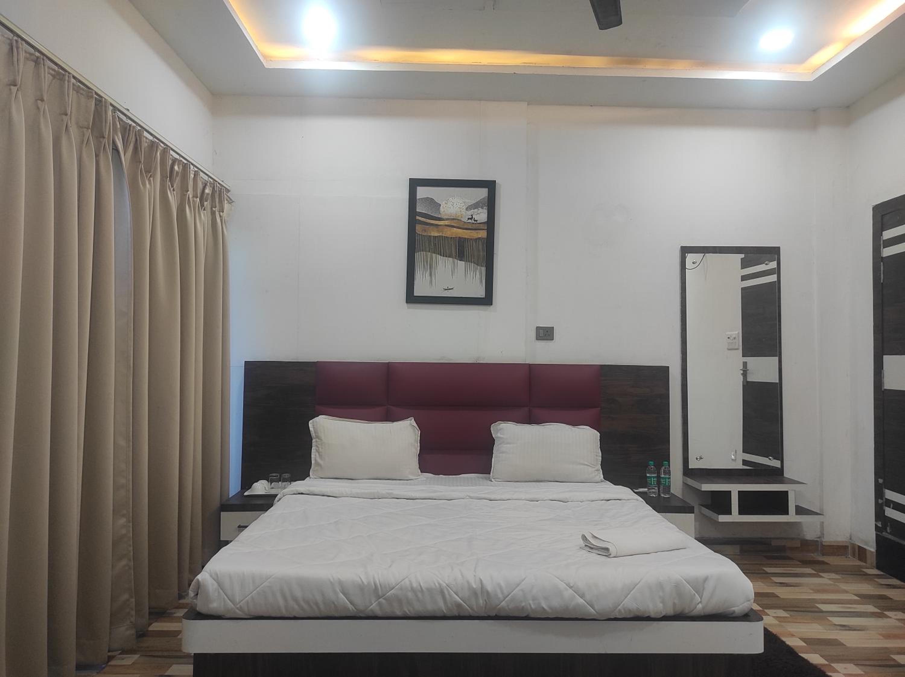 Superior King Room