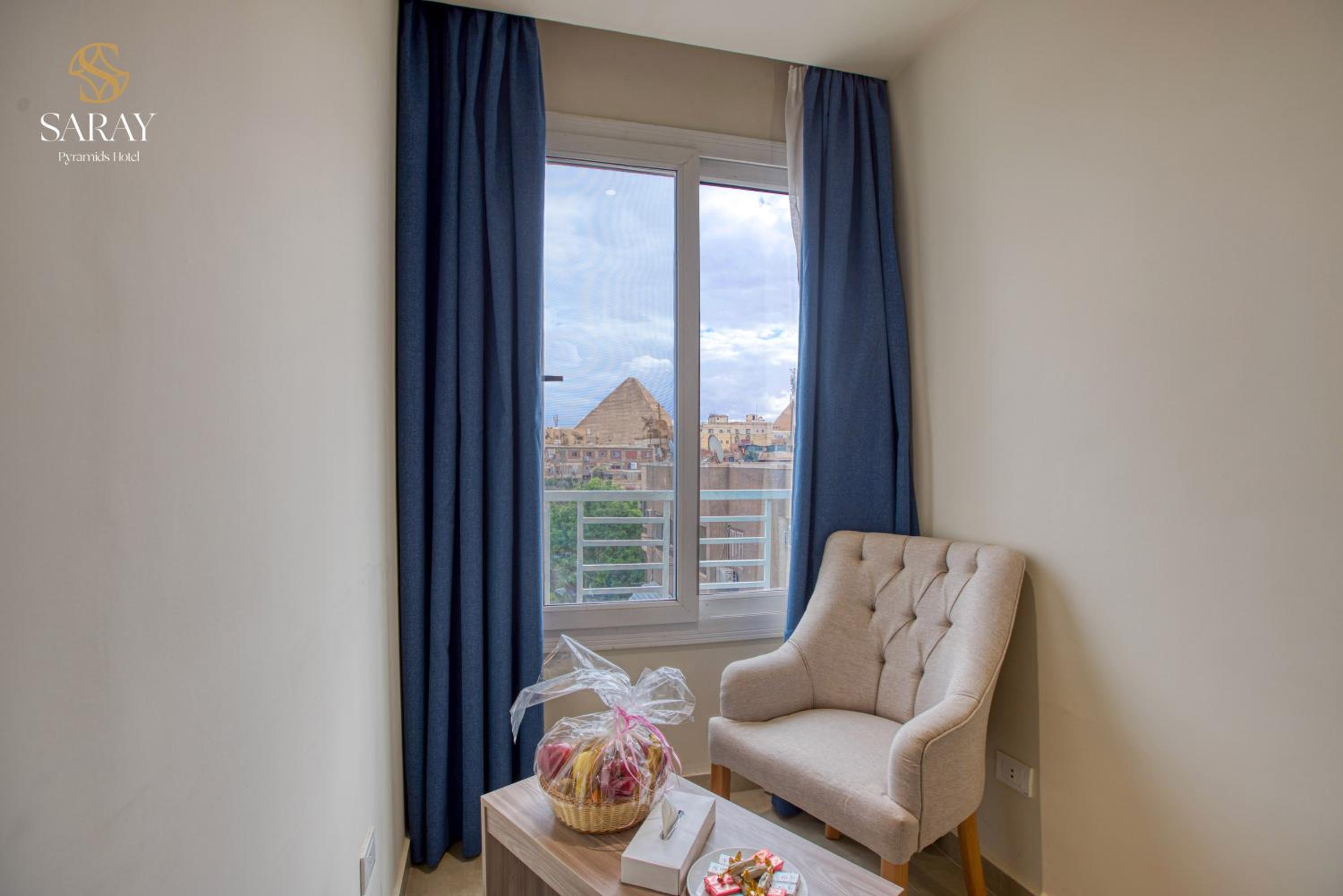 Superior Double Room With Pyramids View