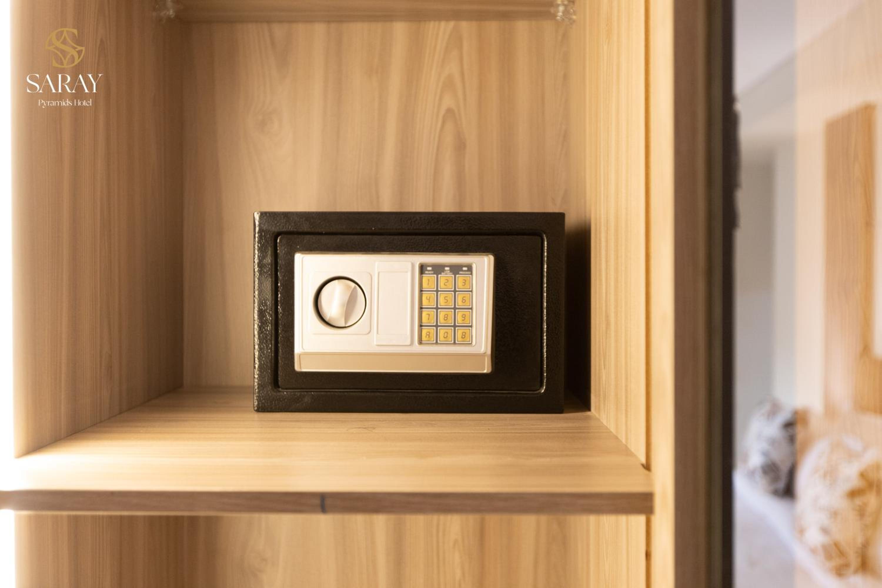 Standard Double or Twin Room thumbnail 5
