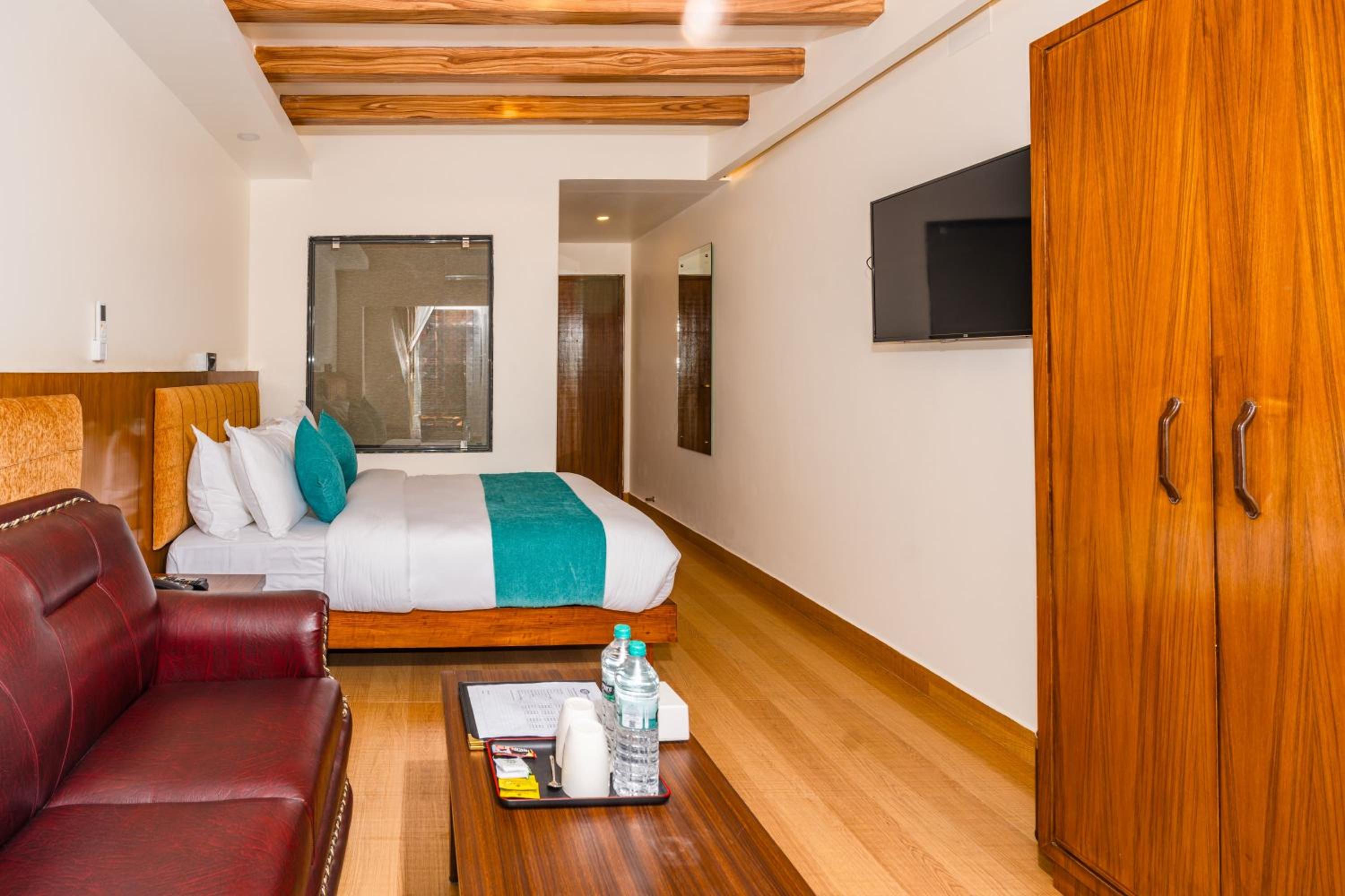 Deluxe Double Room - Photo 4