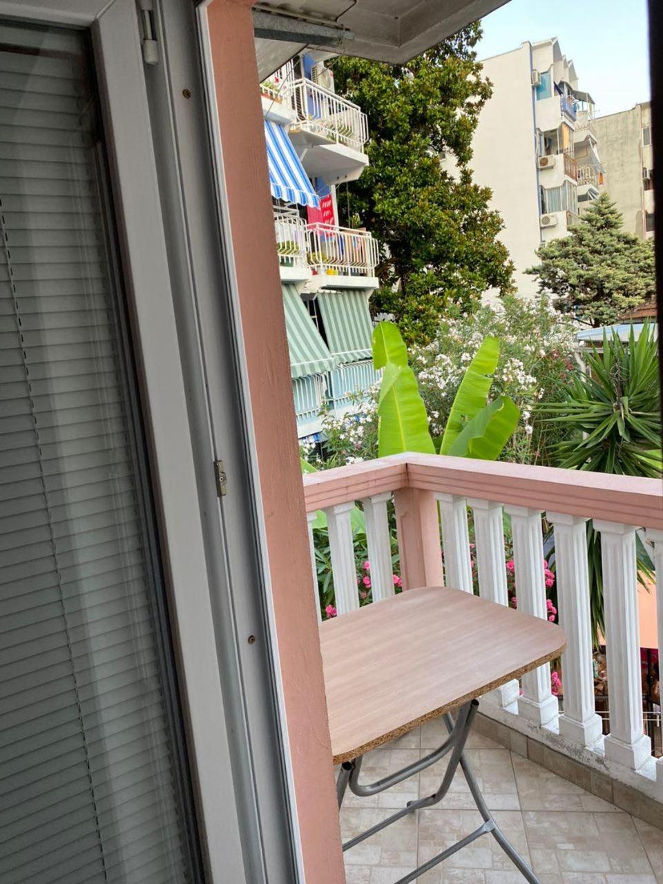Apartment with Balcony photo 2