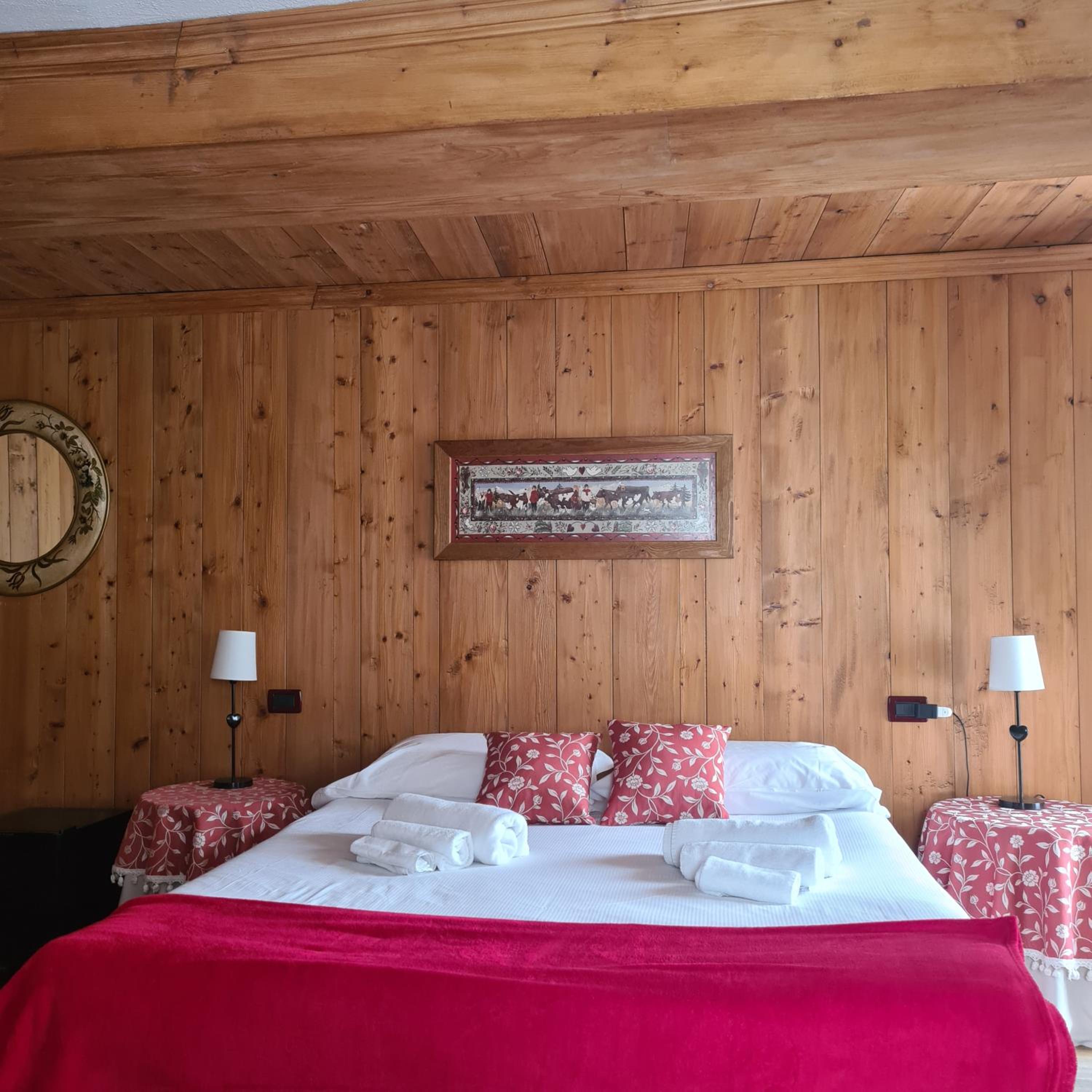 Deluxe Junior Suite photo 1
