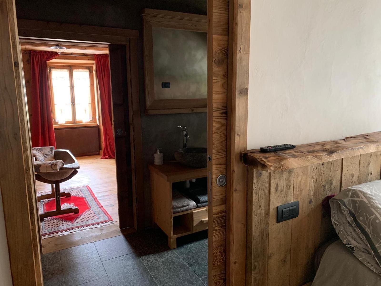 Quadruple Room with Private Bathroom
