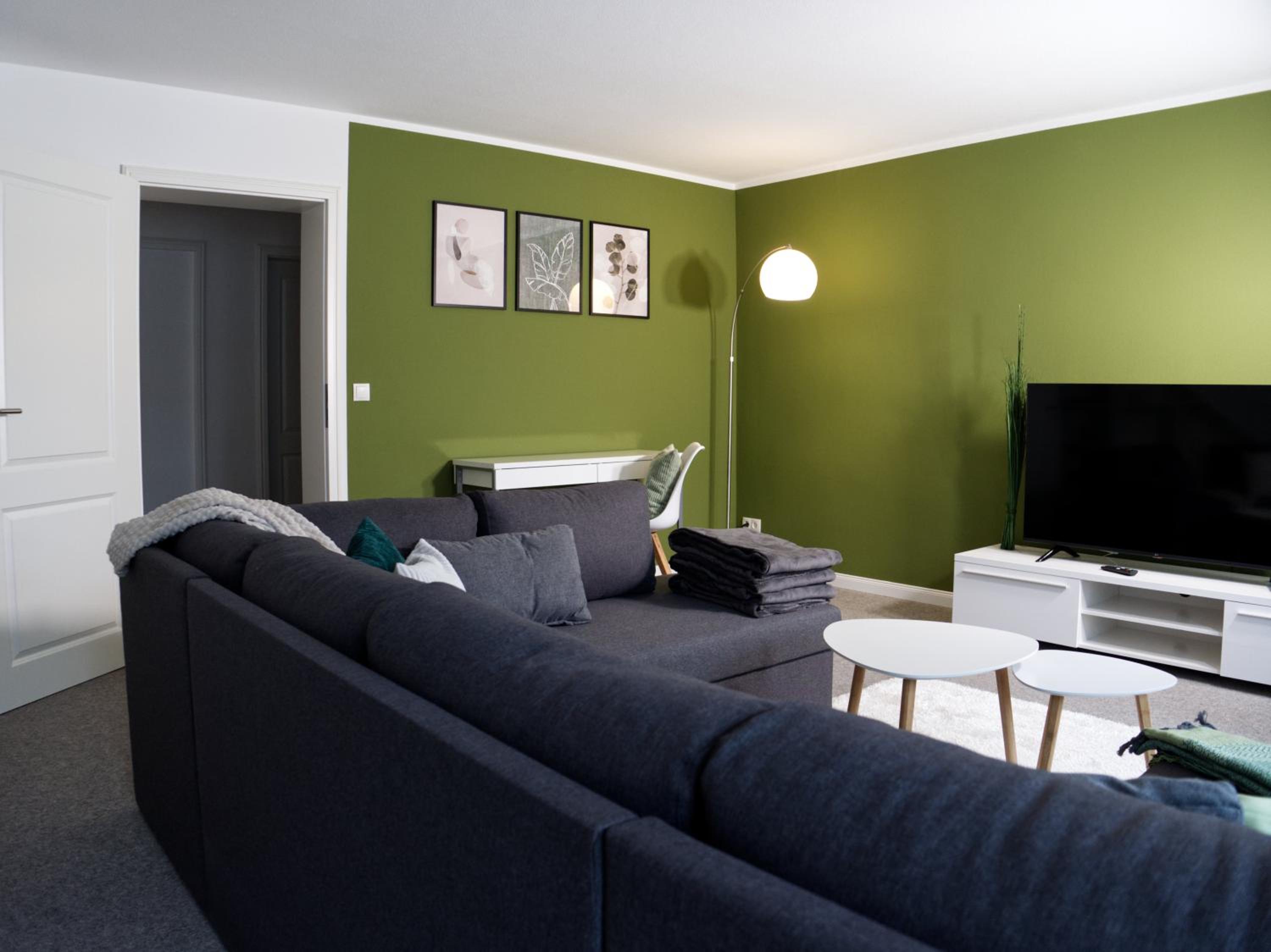 Three-Bedroom Apartment photo 1