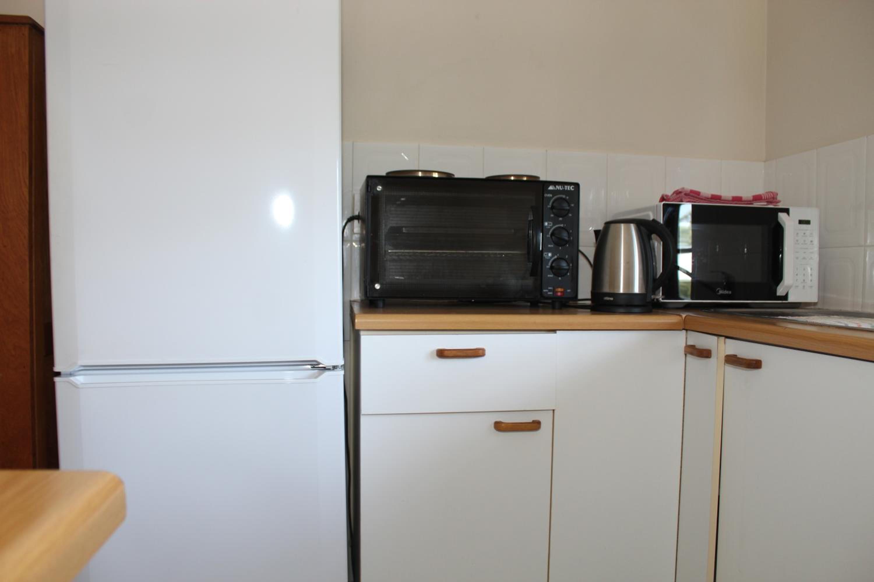 Family Room - Photo 4