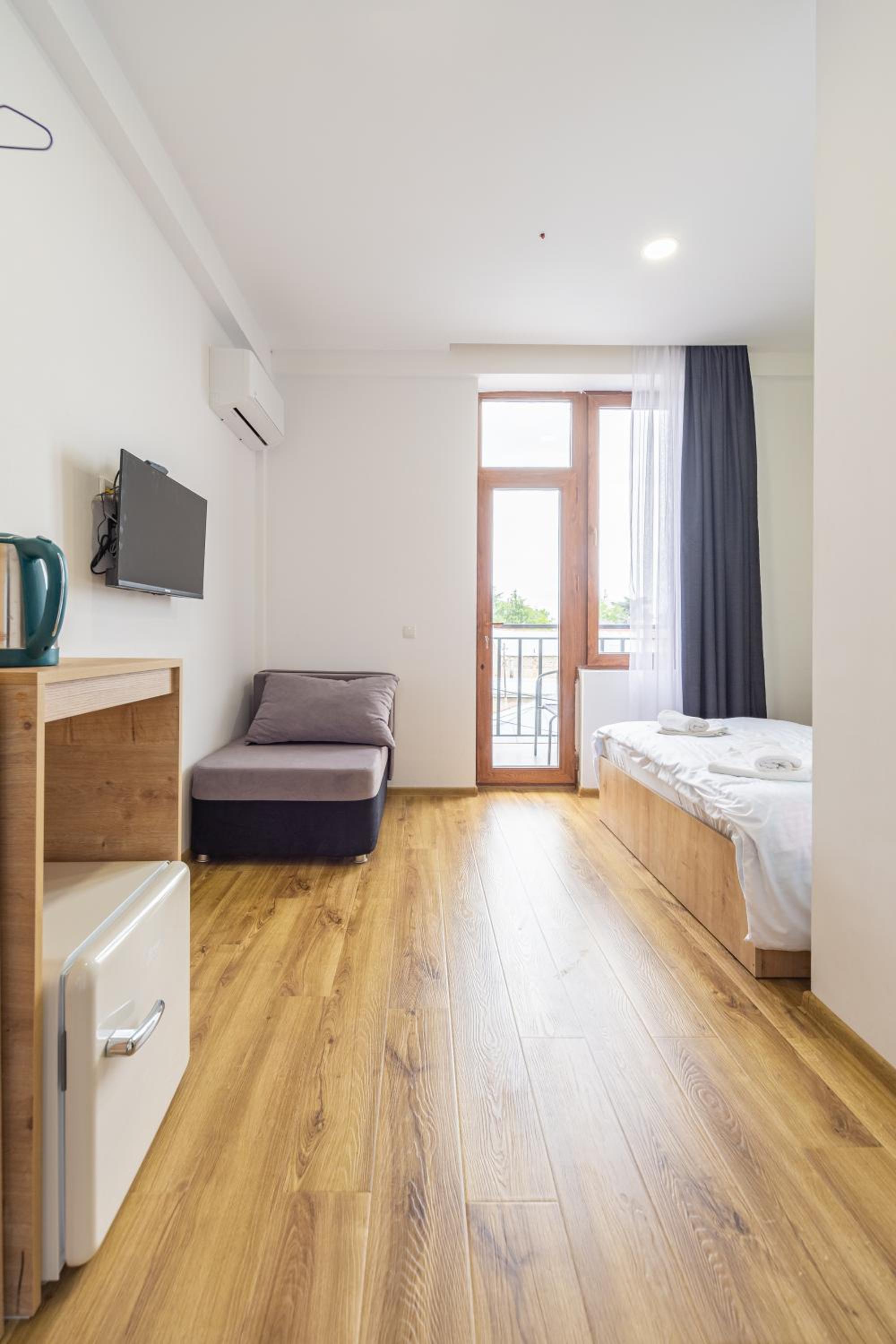 Double Room with Balcony photo 2