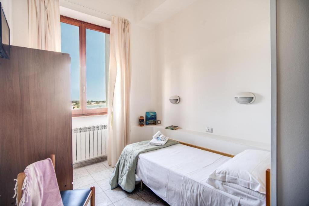 Standard Single Room with Sea View