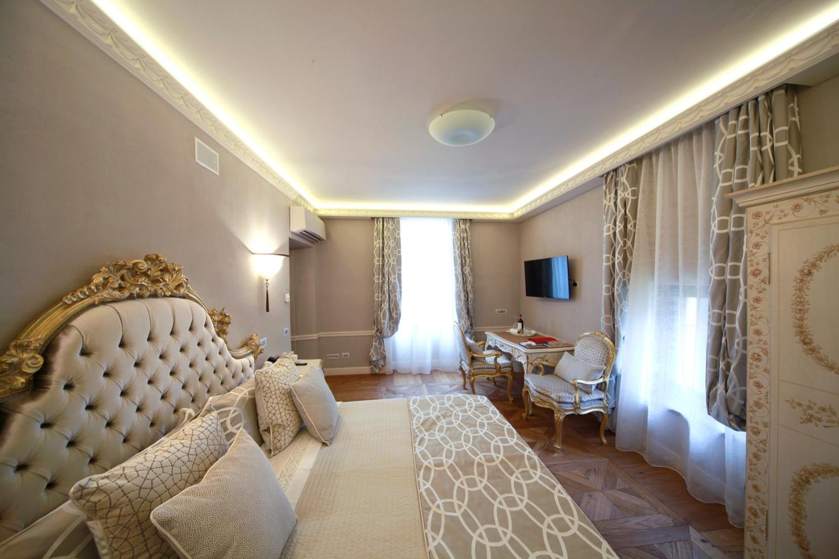 Superior Double or Twin Room photo 3