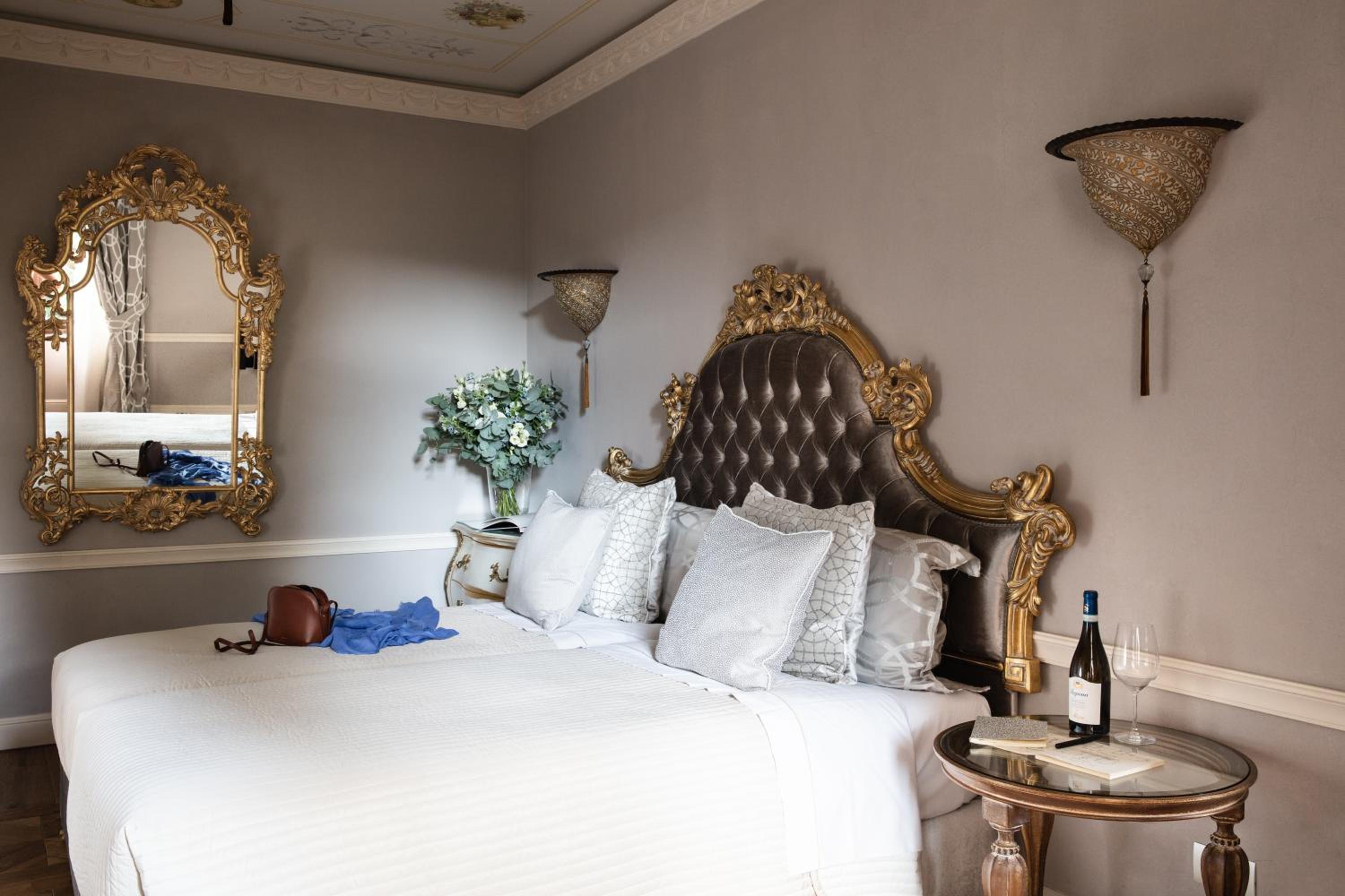 Superior Double or Twin Room photo 2