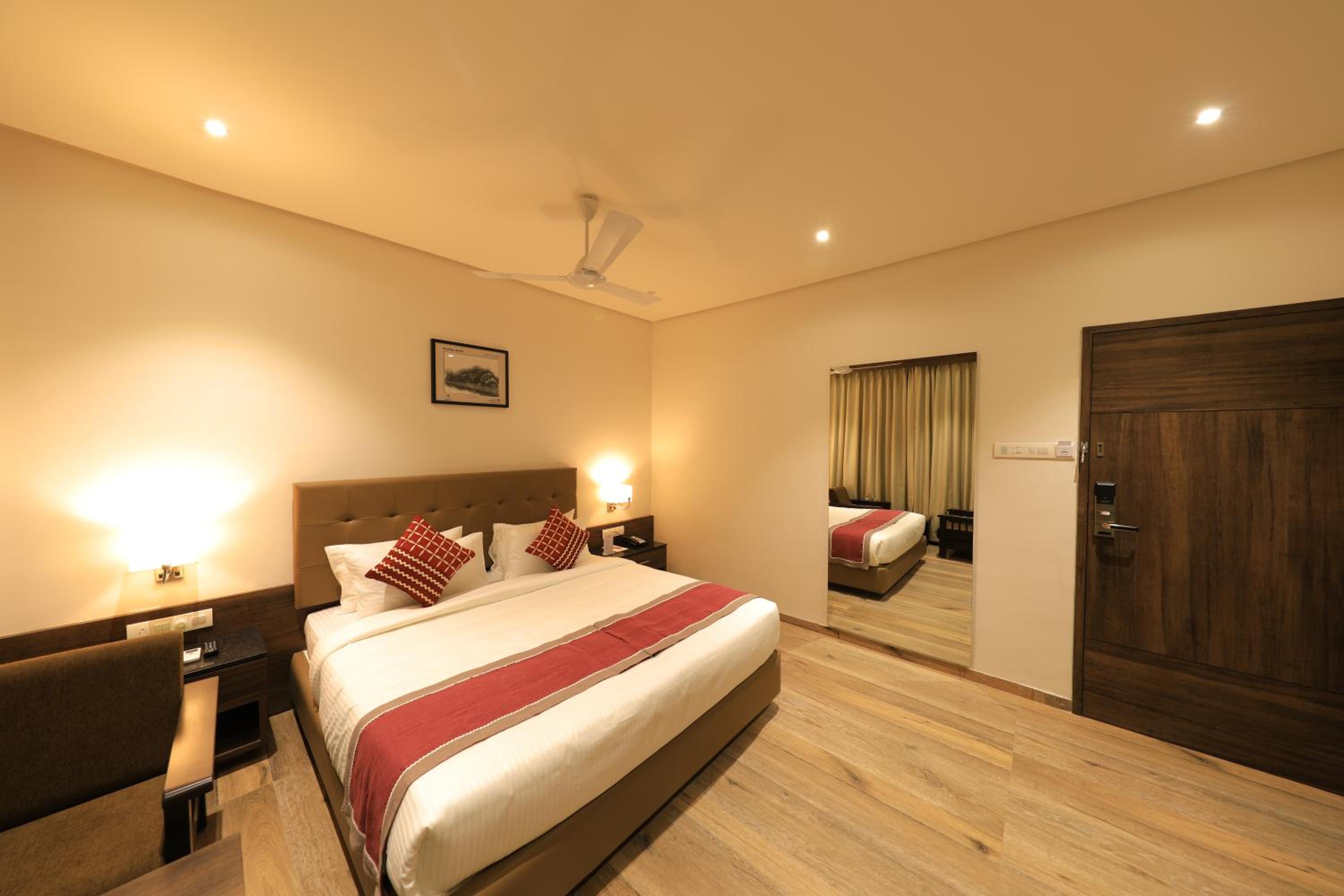 Deluxe Room - Photo 7