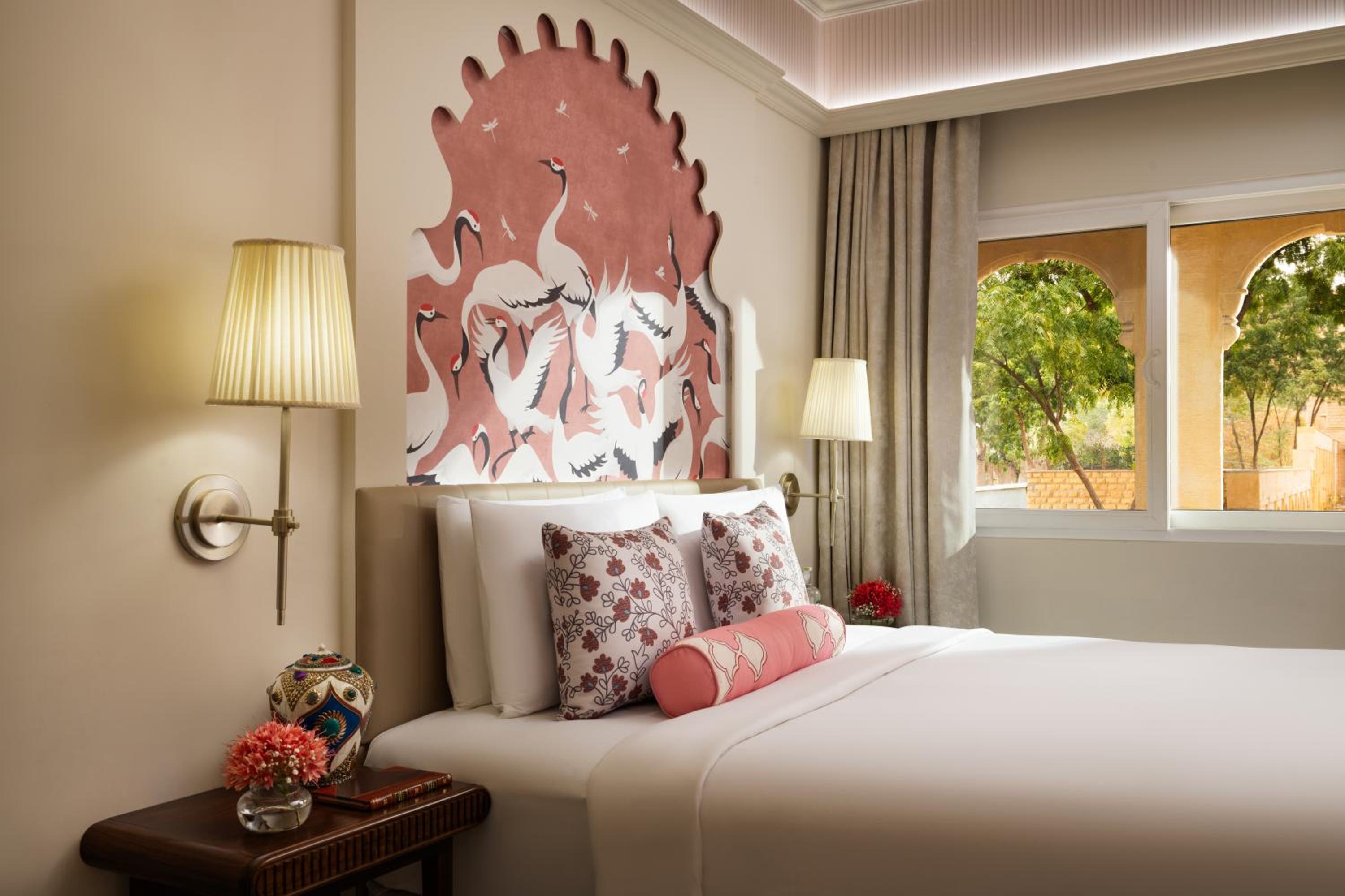Luxury Room Double Bed - Photo 1