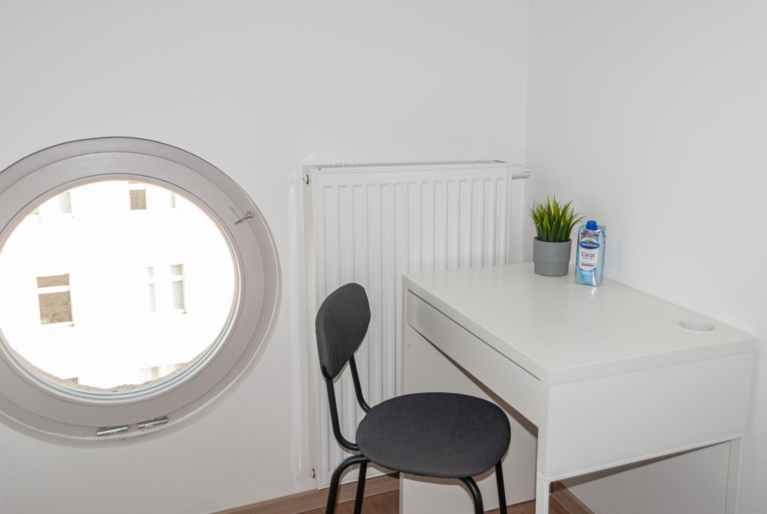 Apartment photo 2