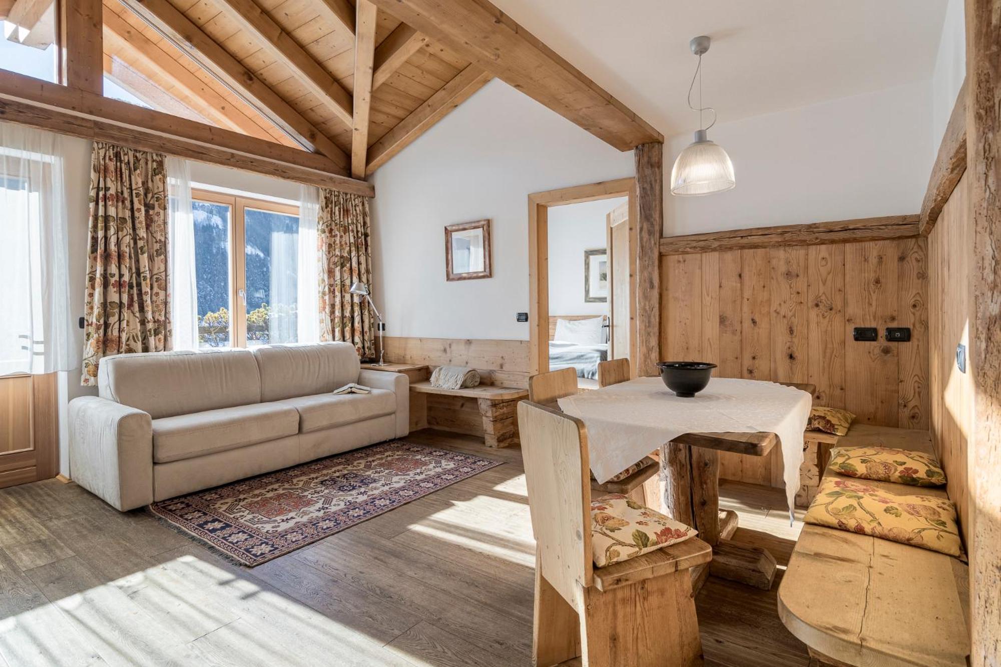 Two-Bedroom Apartment with Terrace photo 1