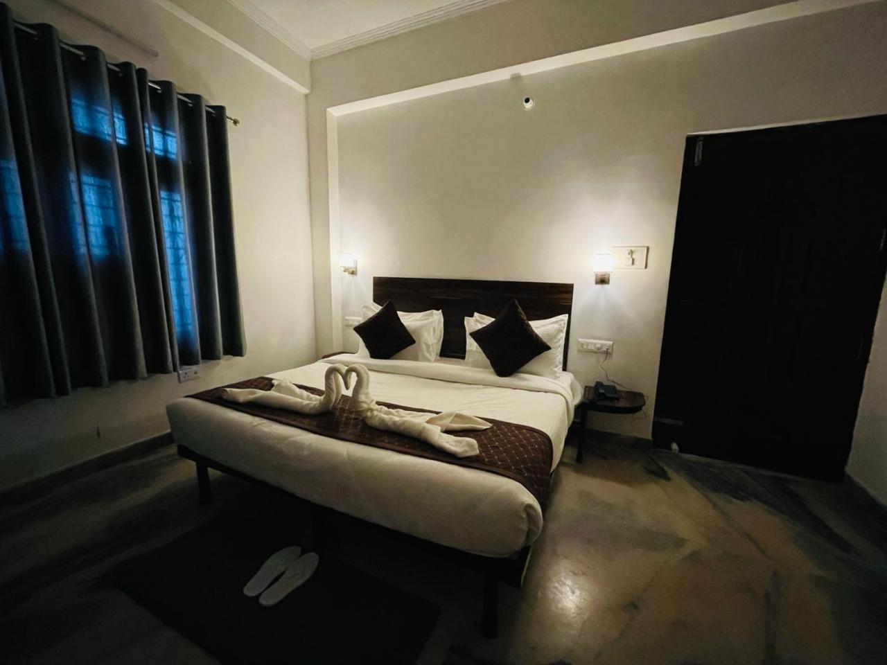 Deluxe Double Room photo 3