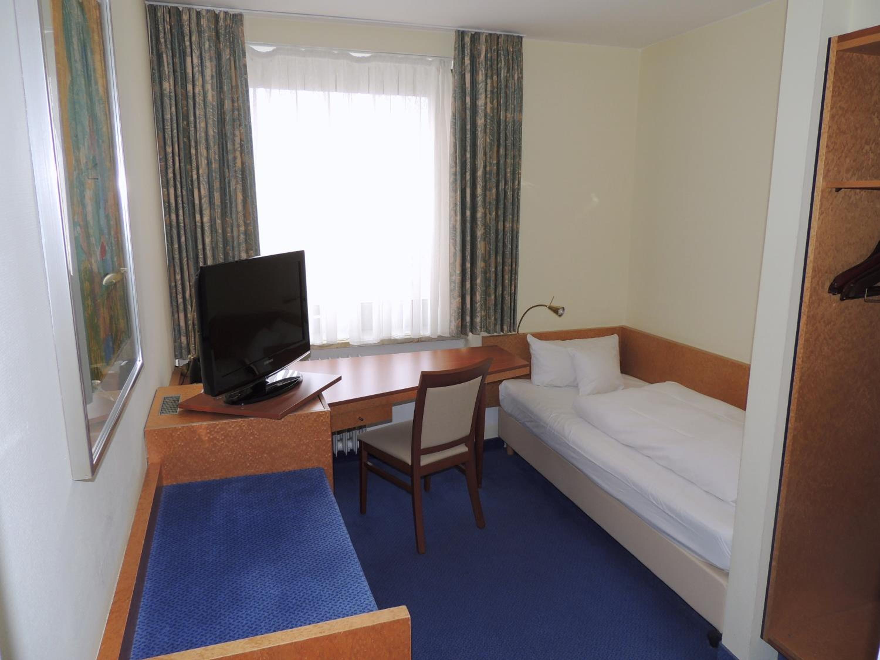 Single Room photo 1