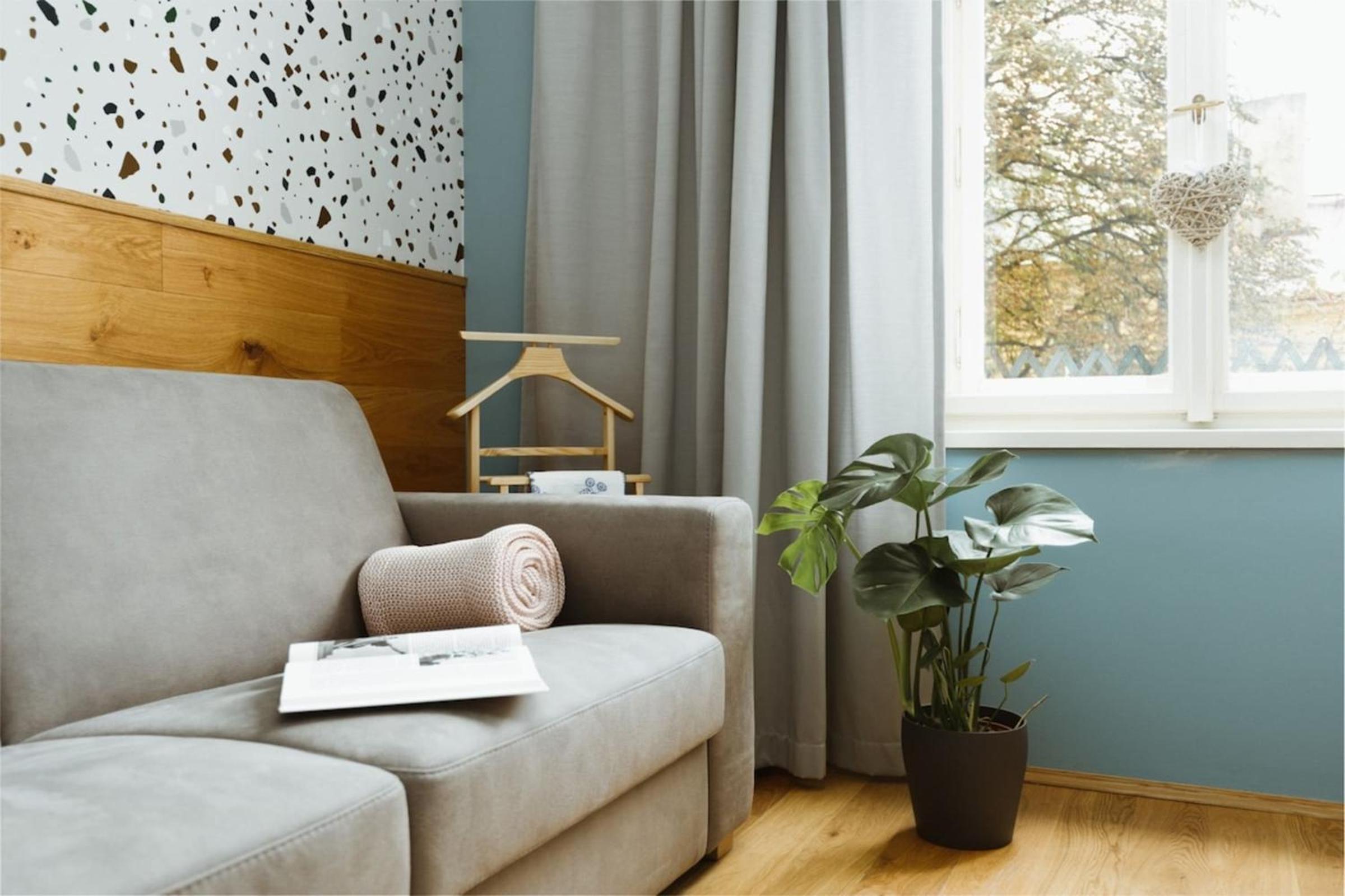 Studio with Spa Bath