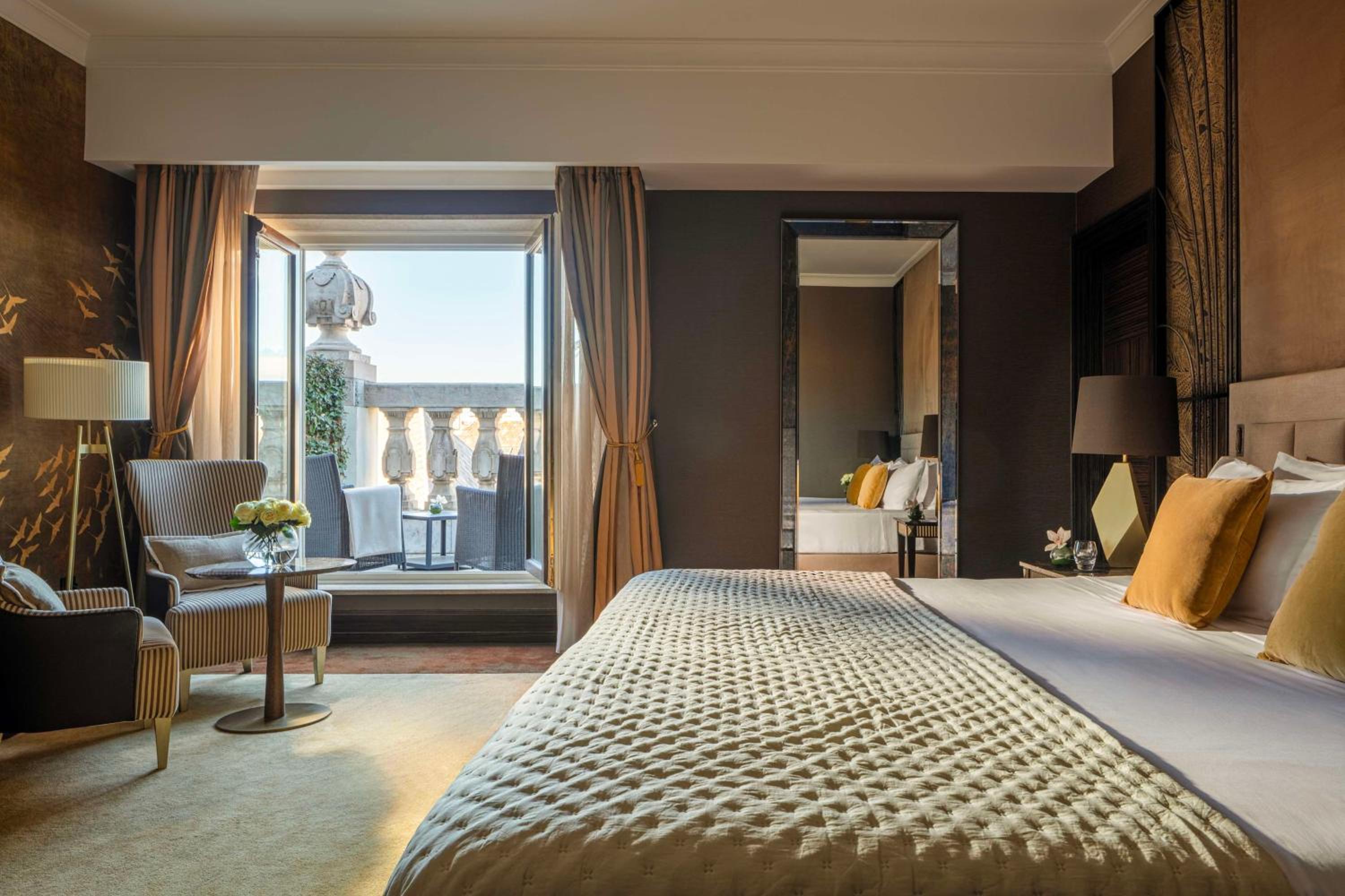 Grand Premium Room with Terrace