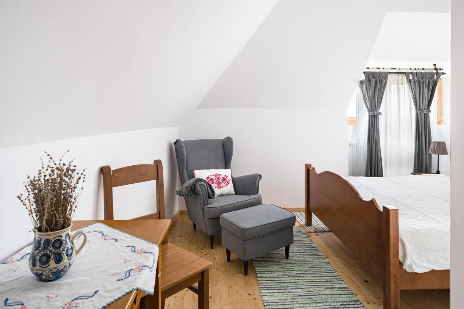 Double Room - Photo 3