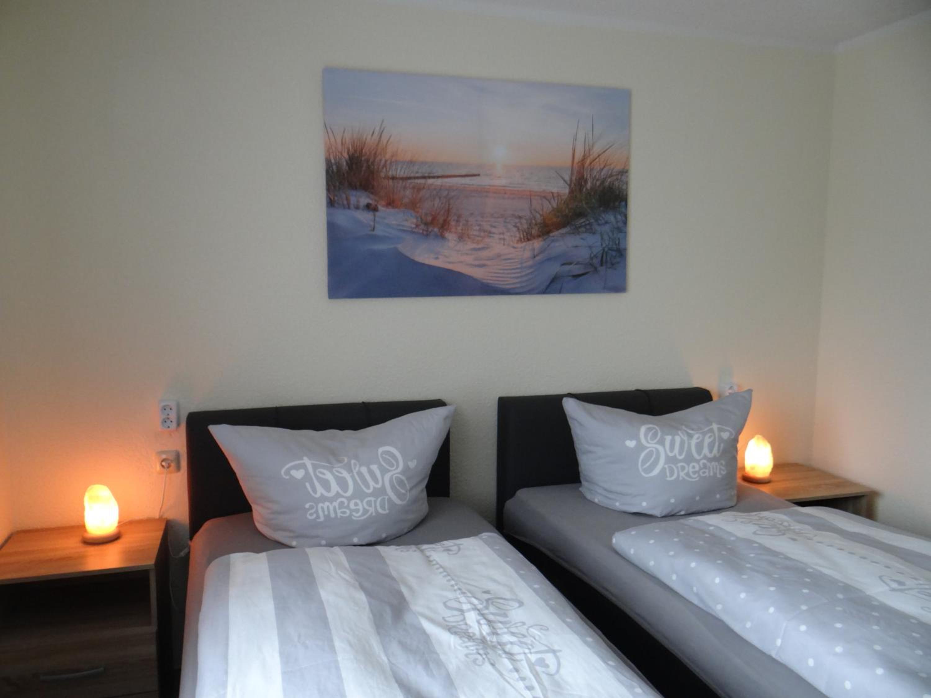 Double Room with Private Bathroom photo 1