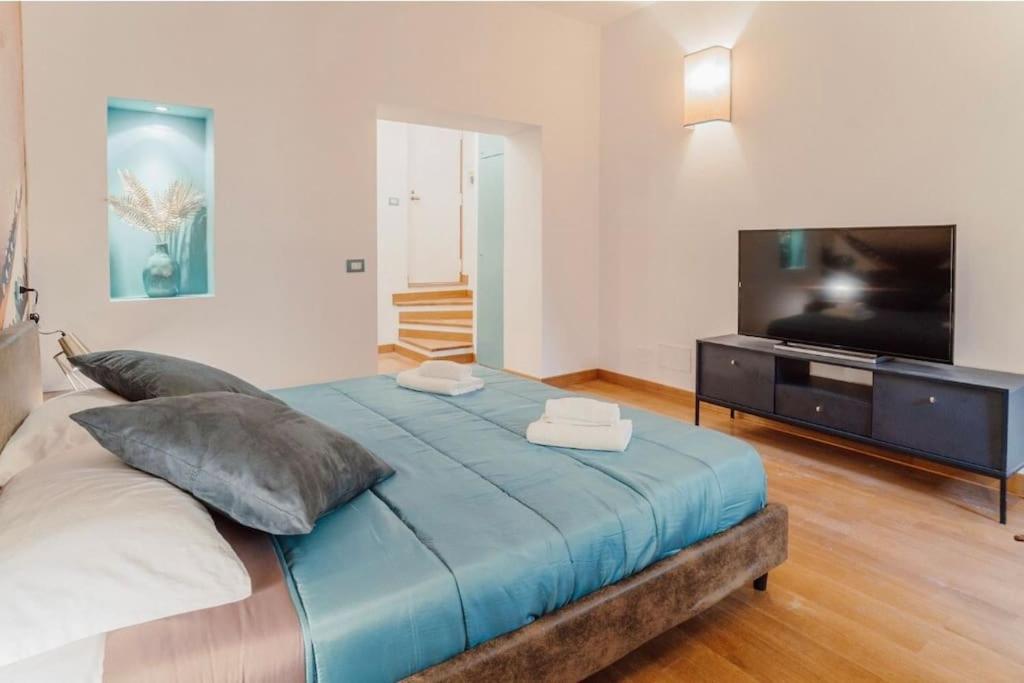 One-Bedroom Apartment photo 3