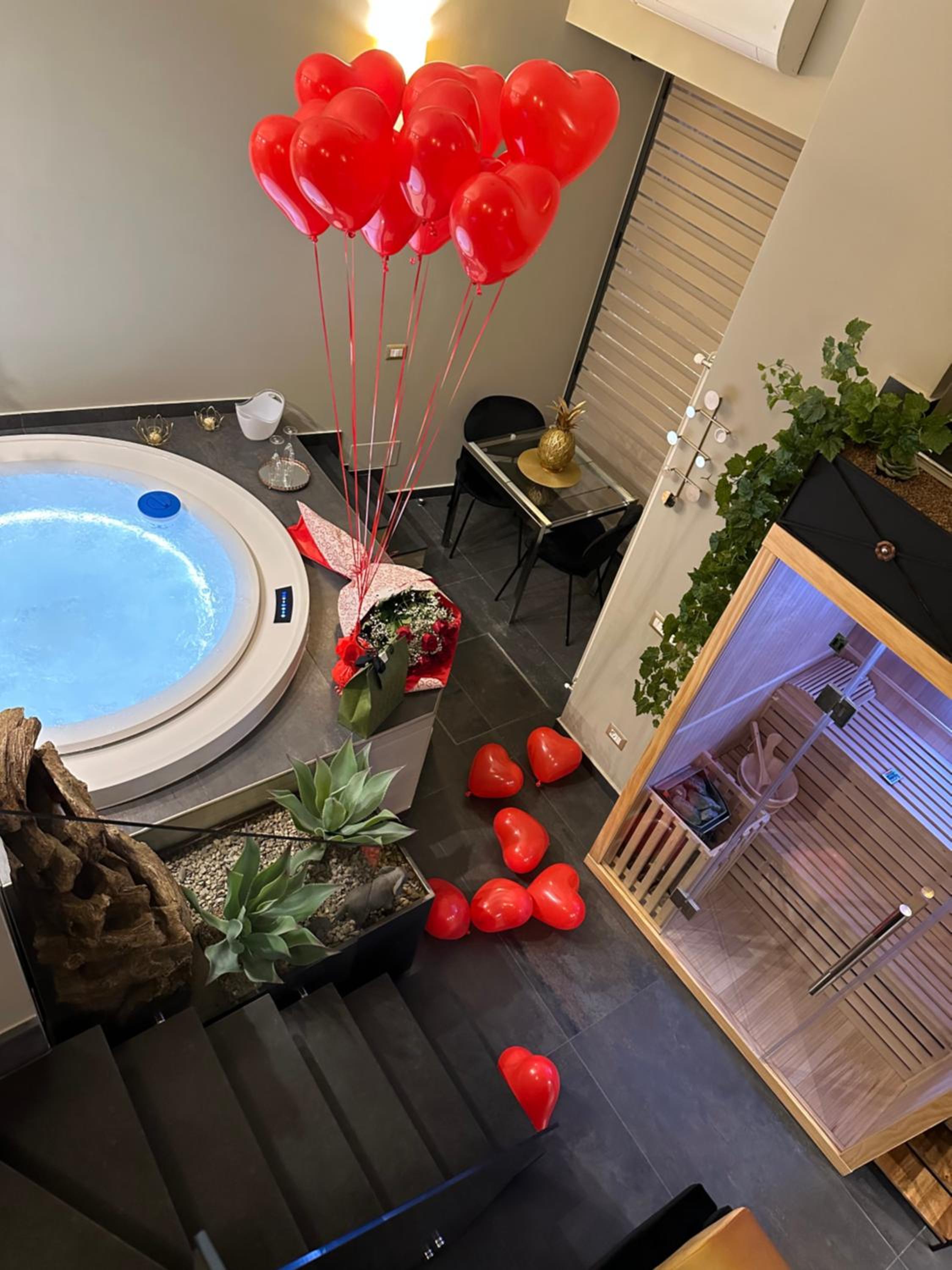 Suite with Sauna - Photo 37