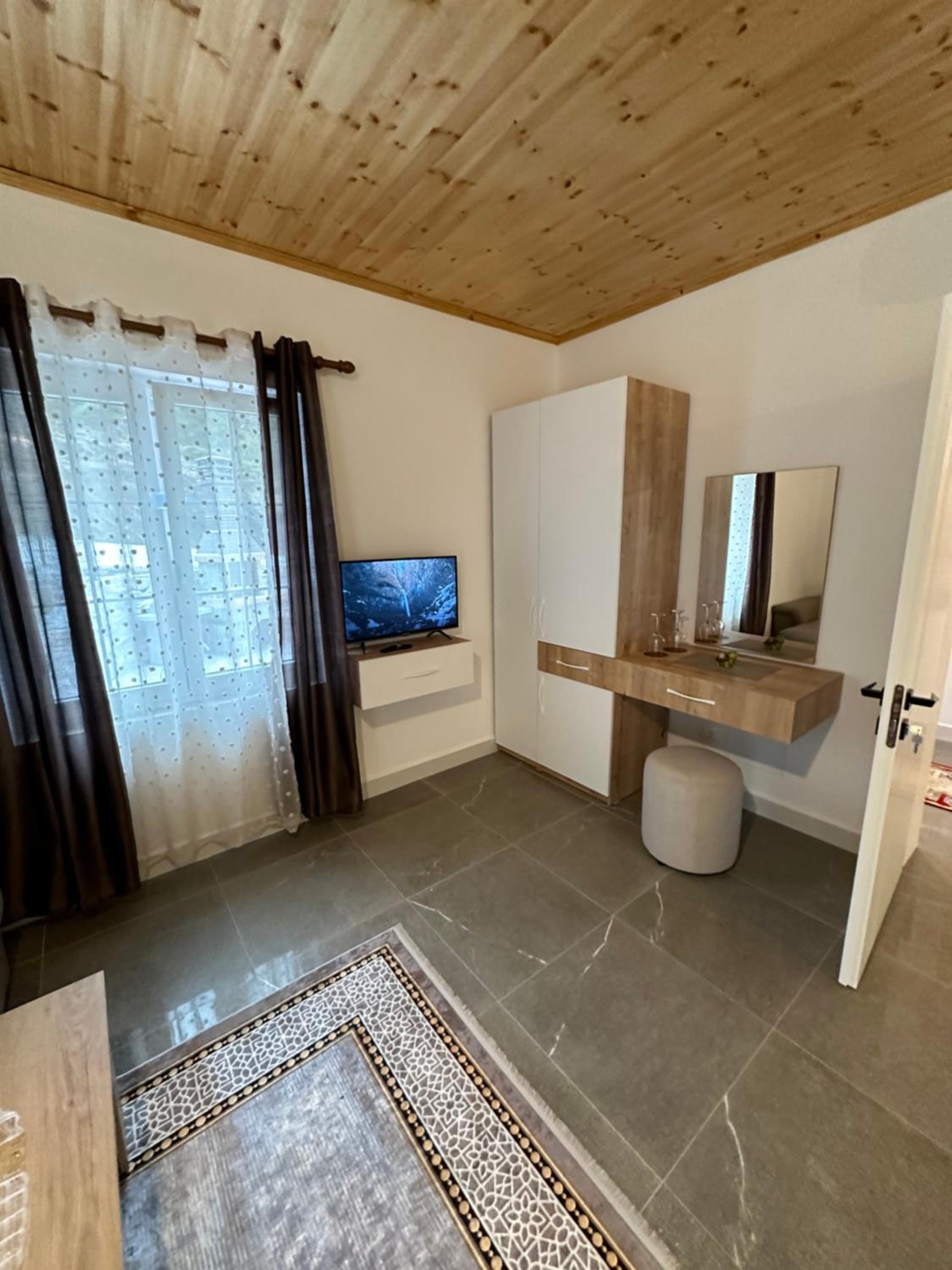 Double Room with Balcony photo 3