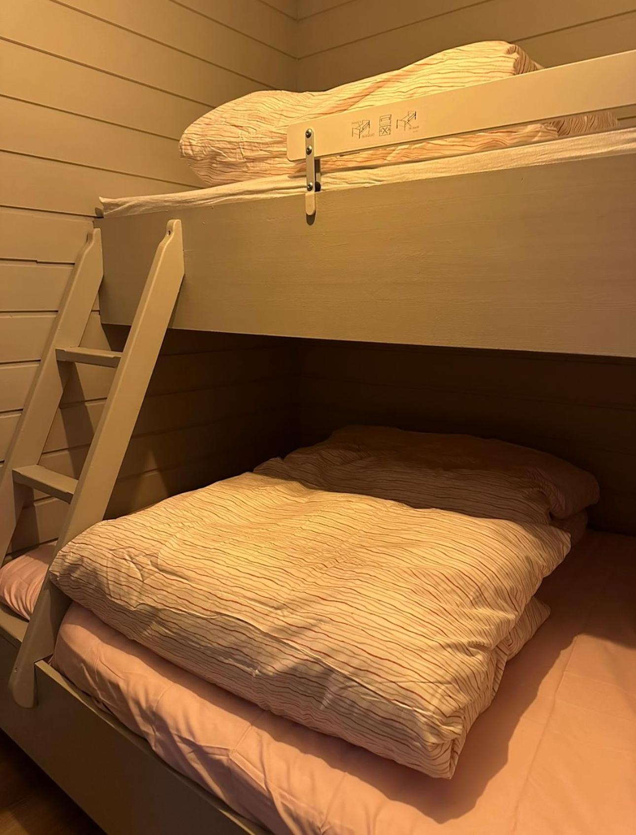 Two-Bedroom Apartment - Photo 7