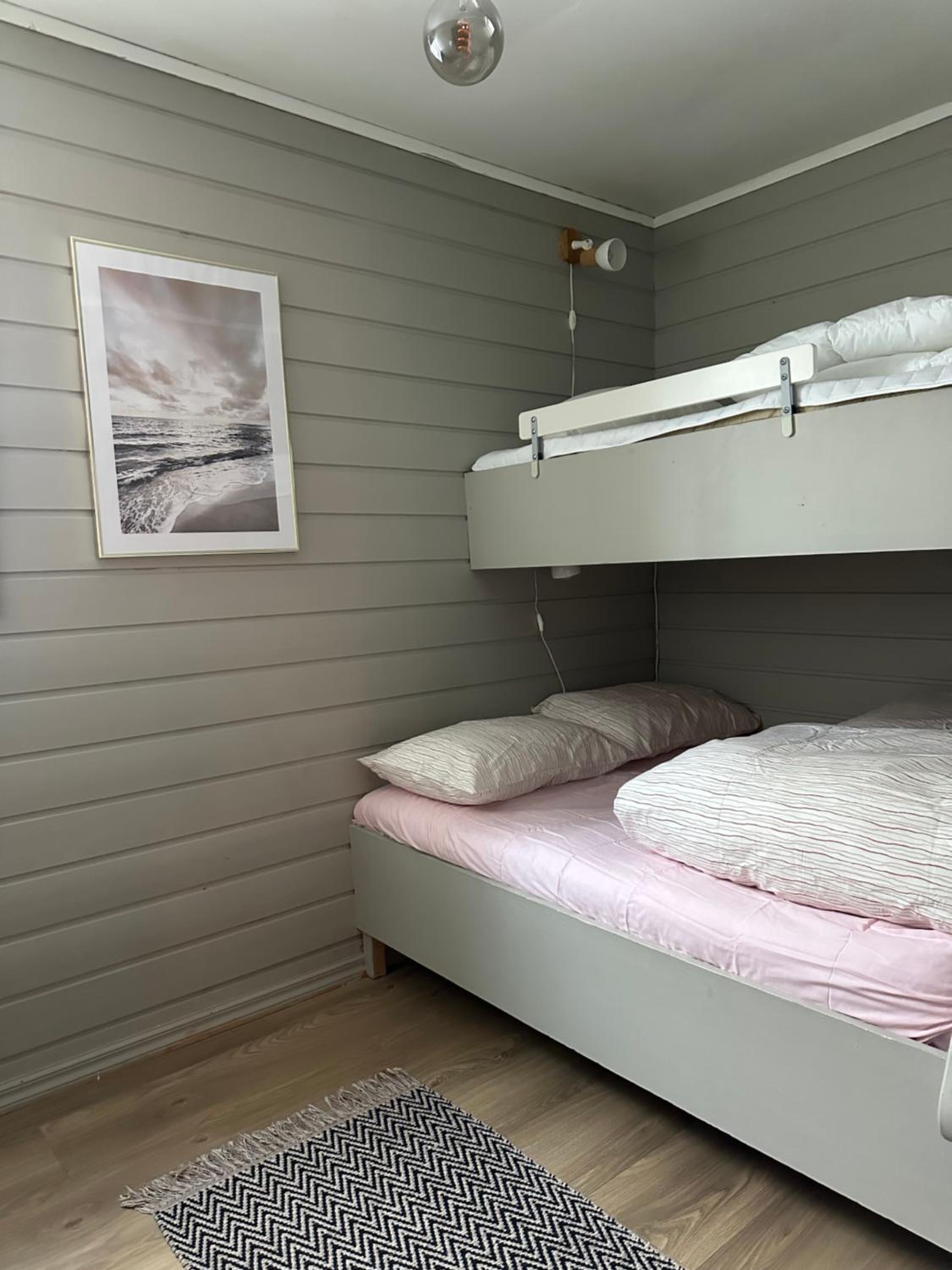 Two-Bedroom Apartment - Photo 9
