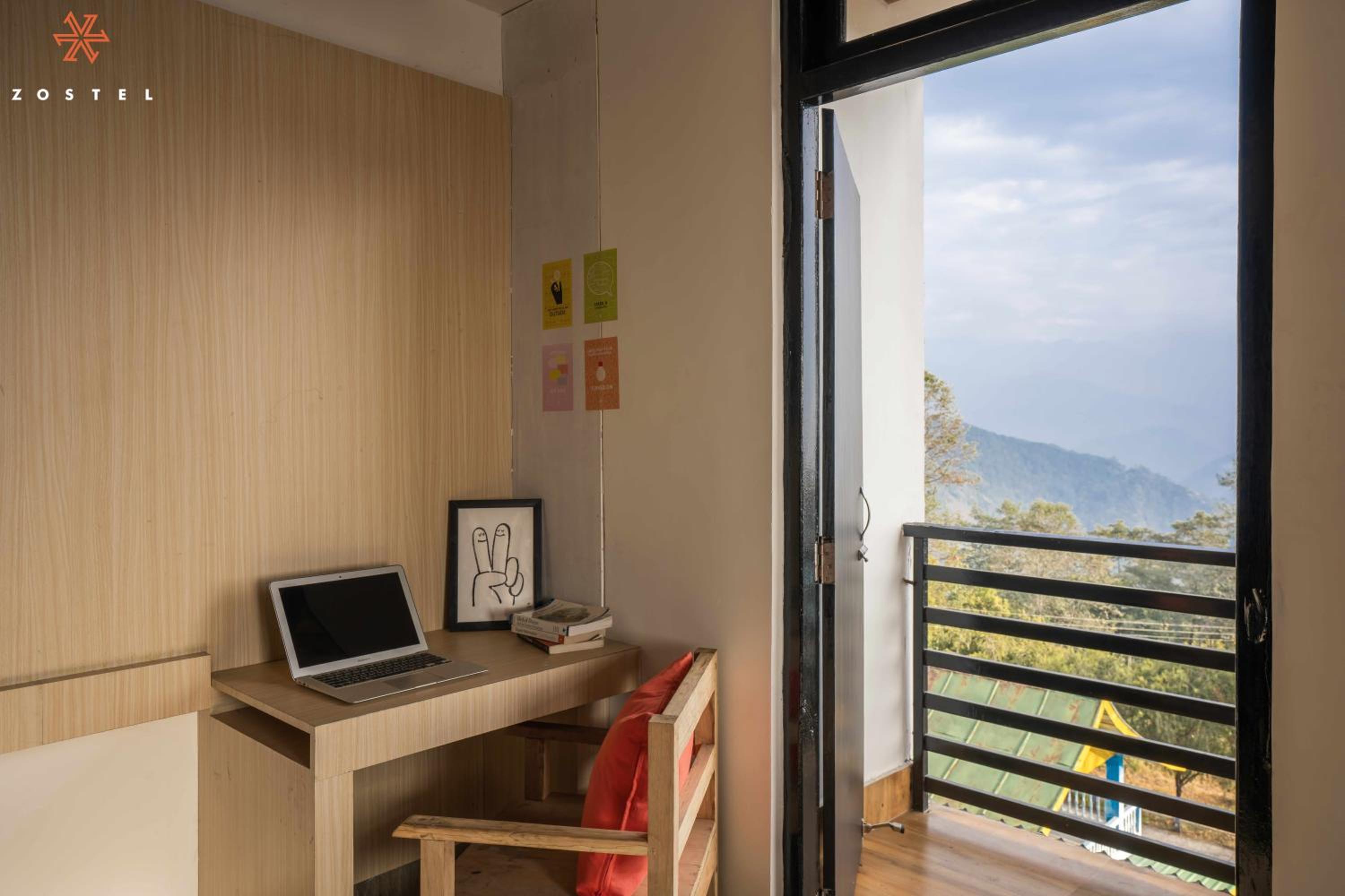 Deluxe Room - Photo 8