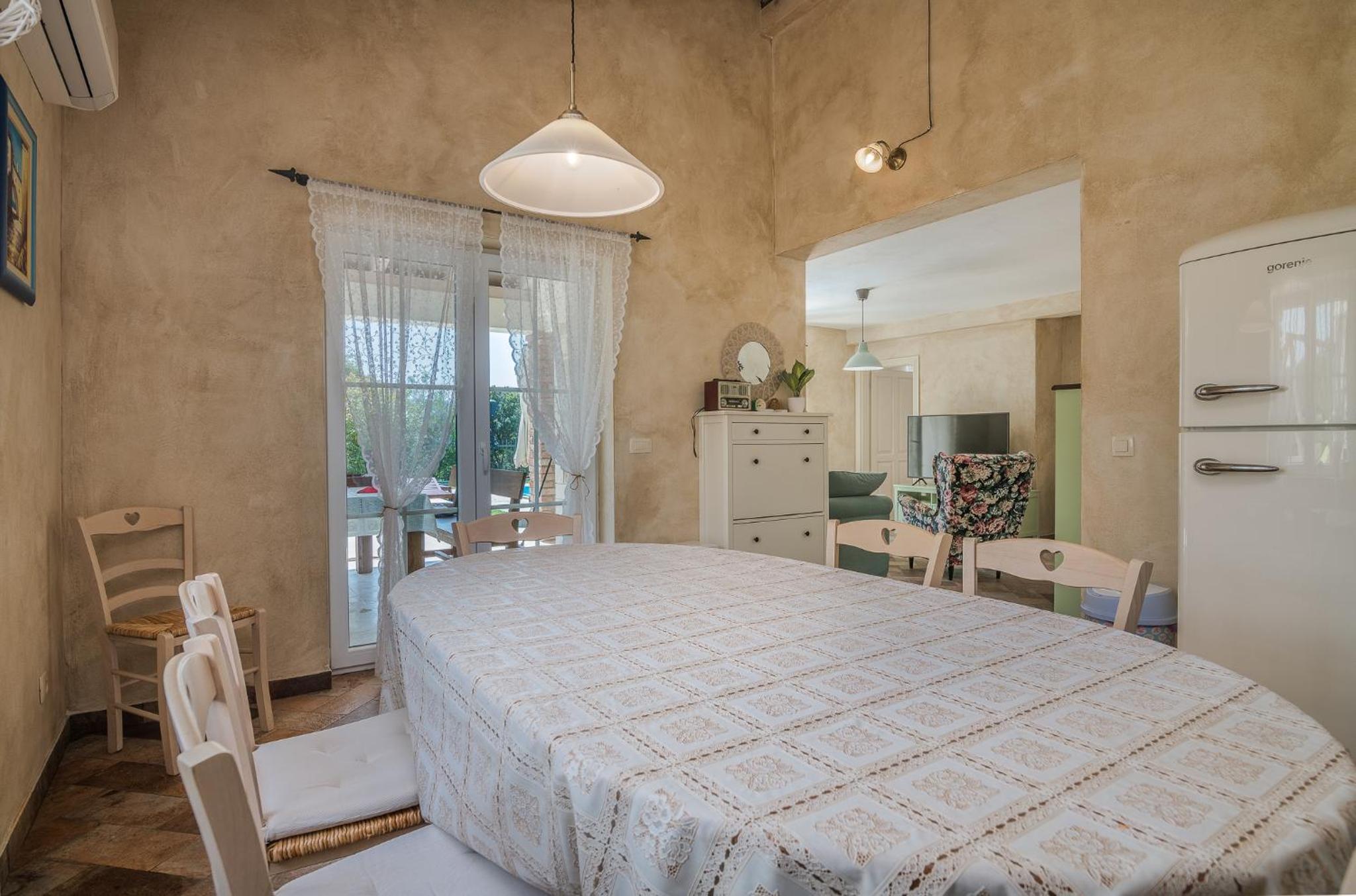 Three-Bedroom Villa photo 2
