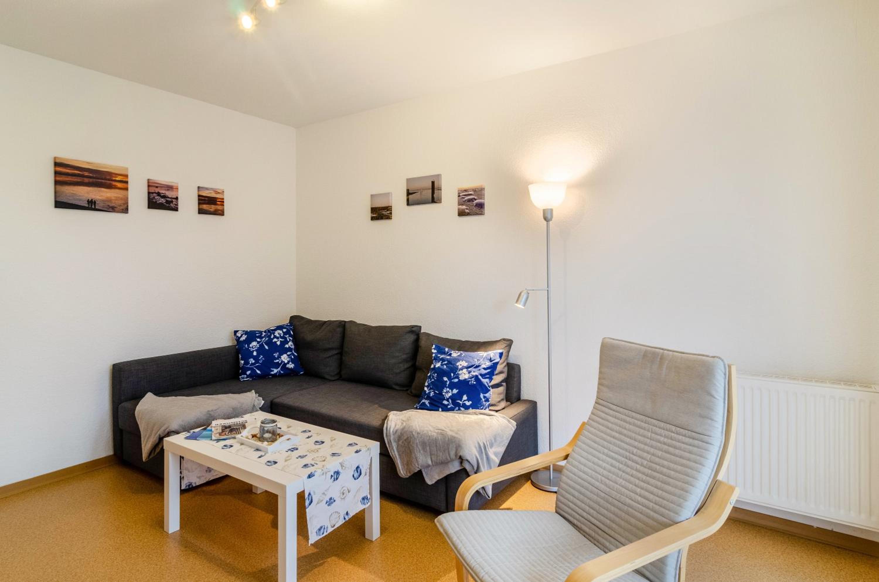 One-Bedroom Apartment with Garden View