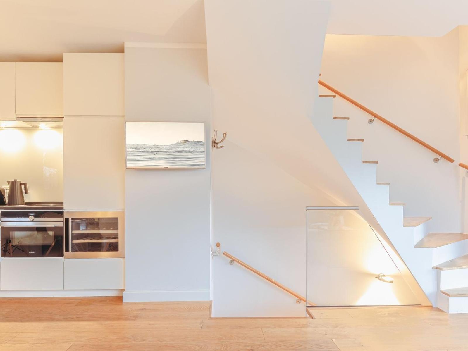 Two-Bedroom Apartment with Terrace photo 2