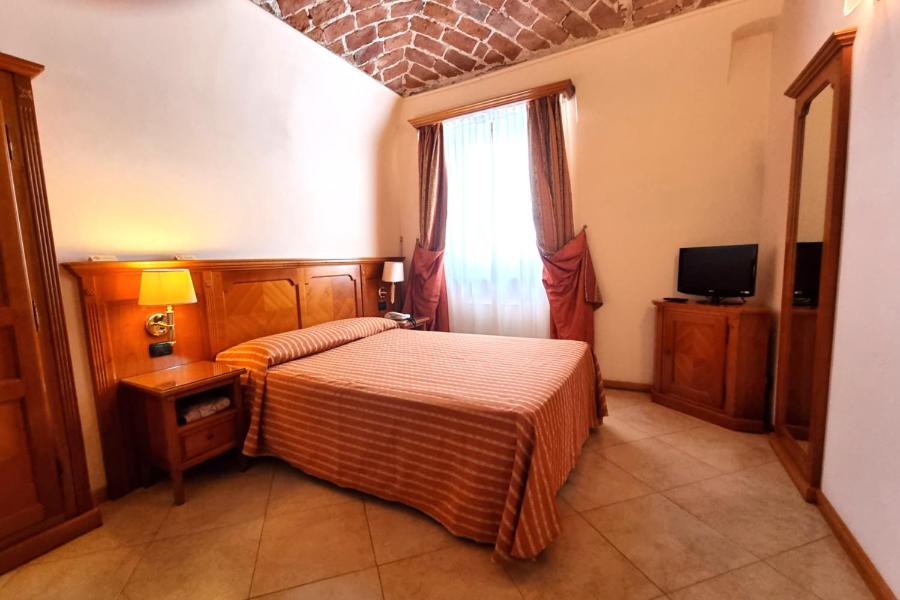 Superior Single Room with Spa Access