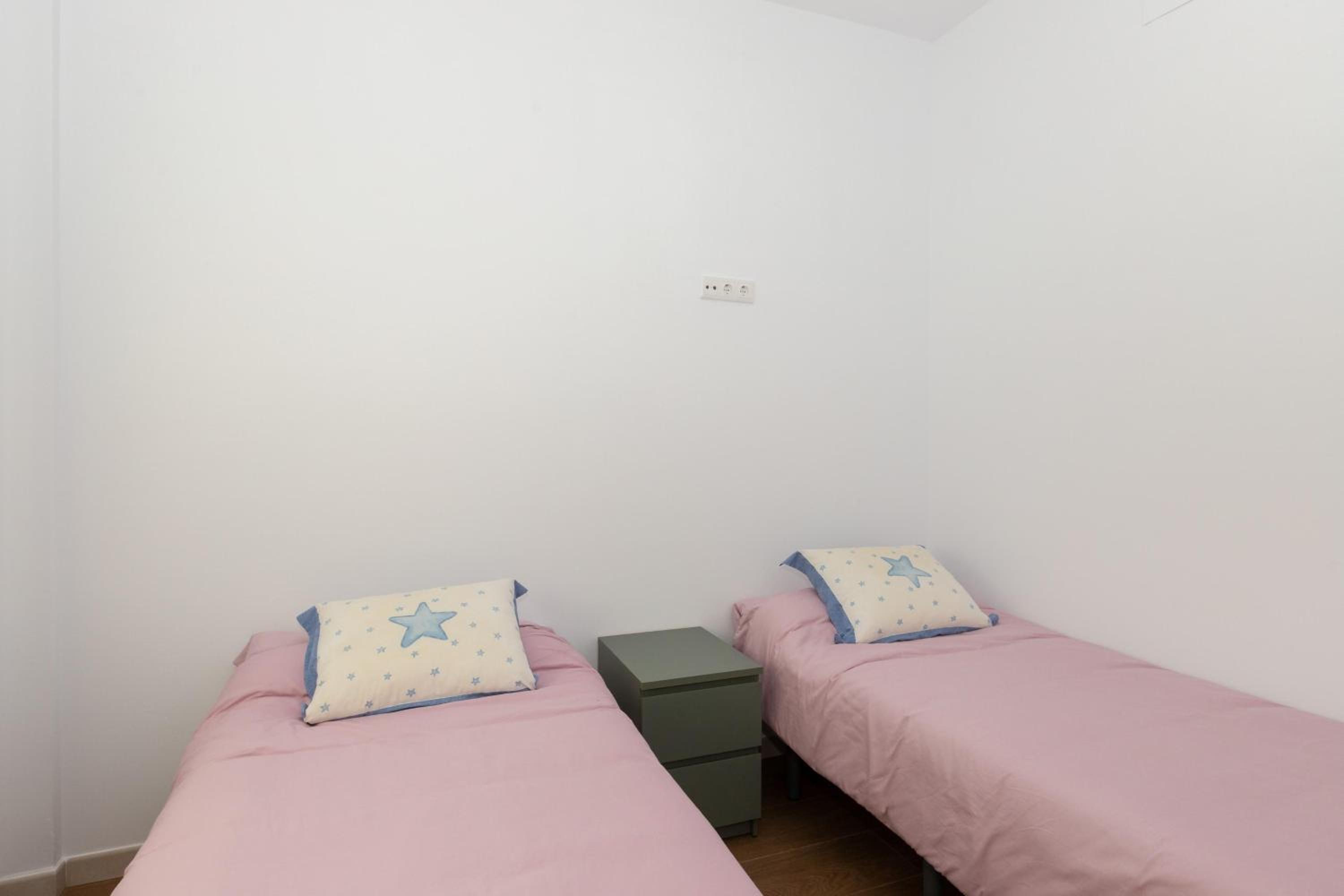 Three-Bedroom Villa photo 2