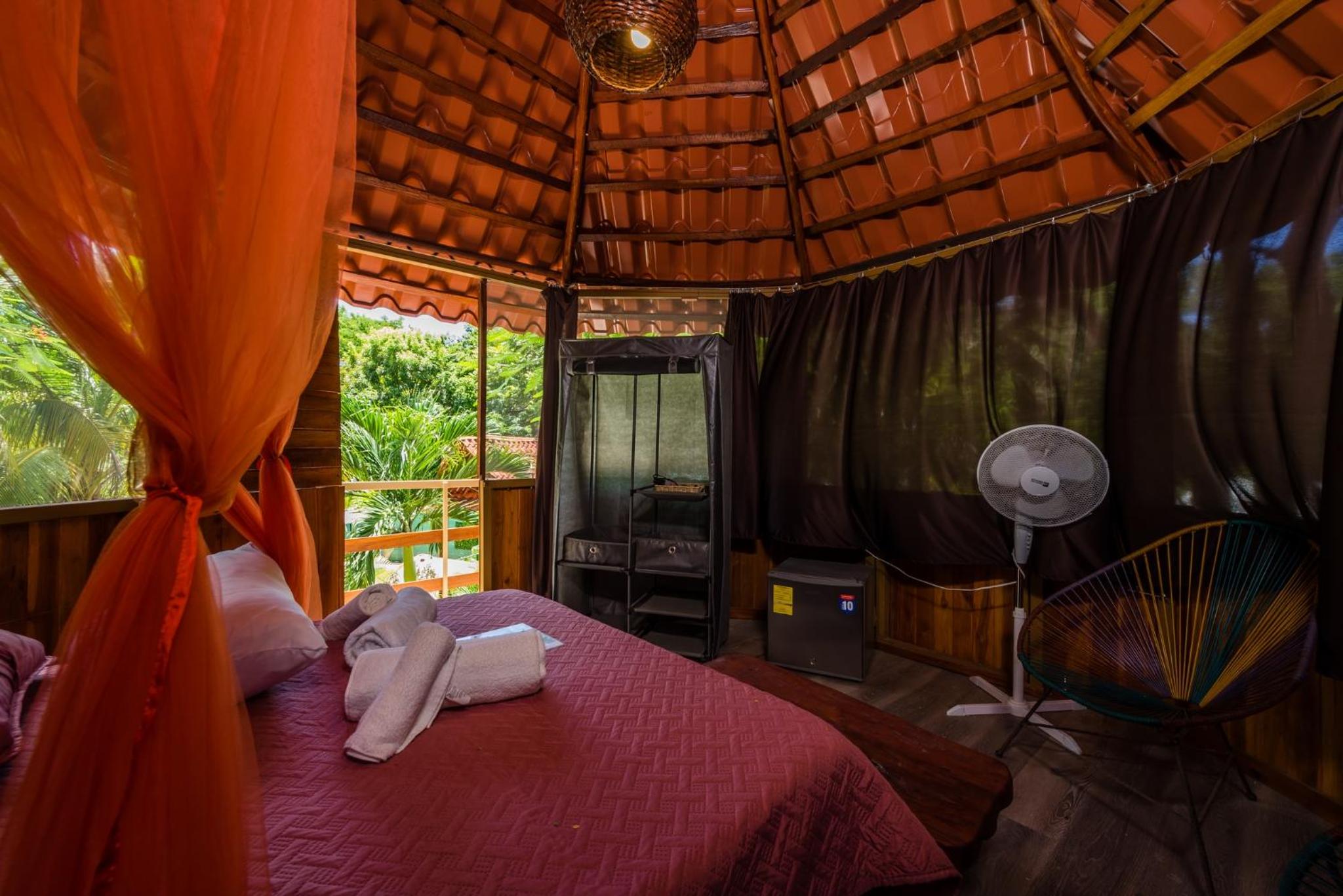 Double Room with Private External Bathroom photo 2