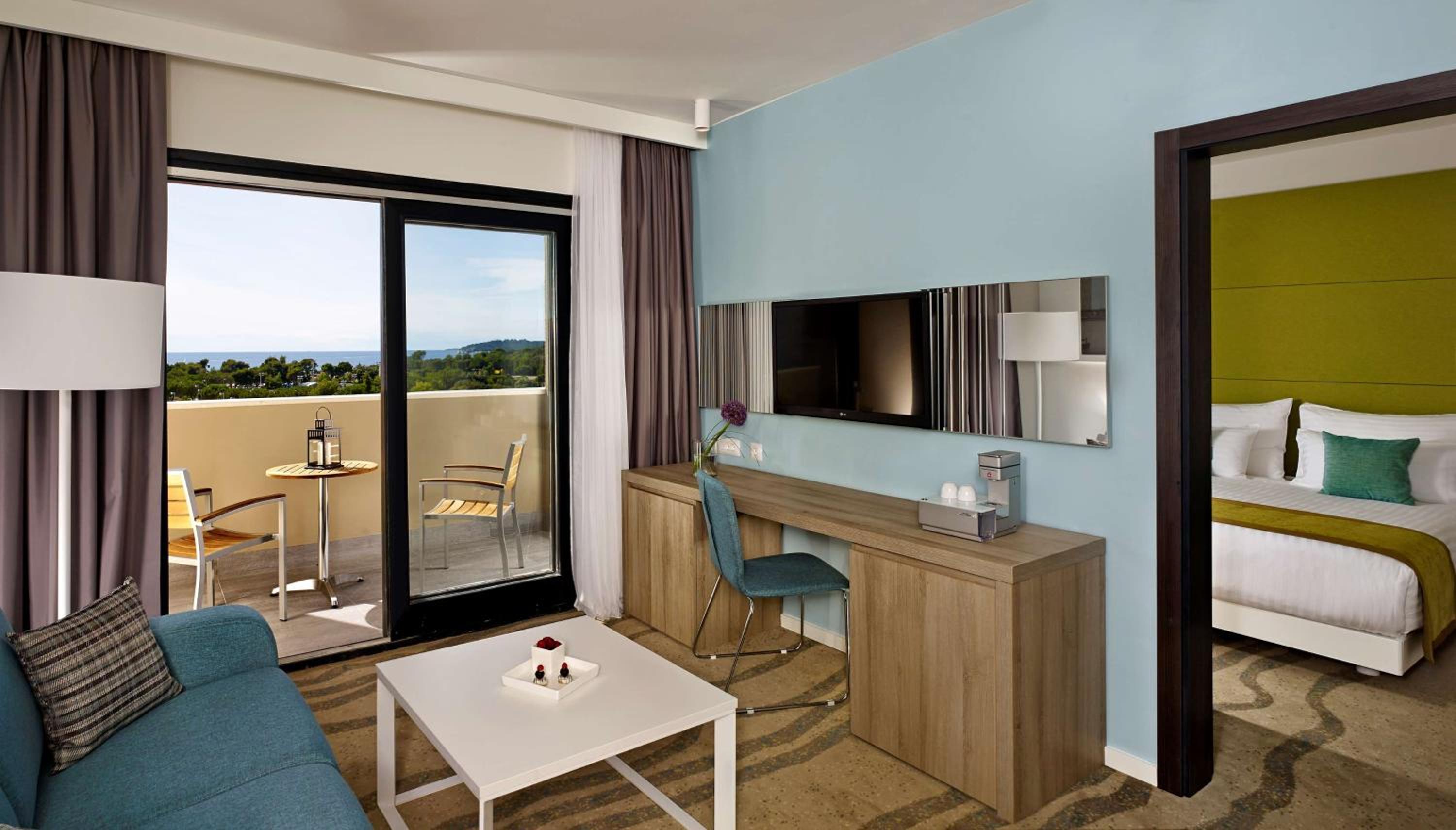 Premium Double or Twin Room Marina or Sea Side - Photo 2