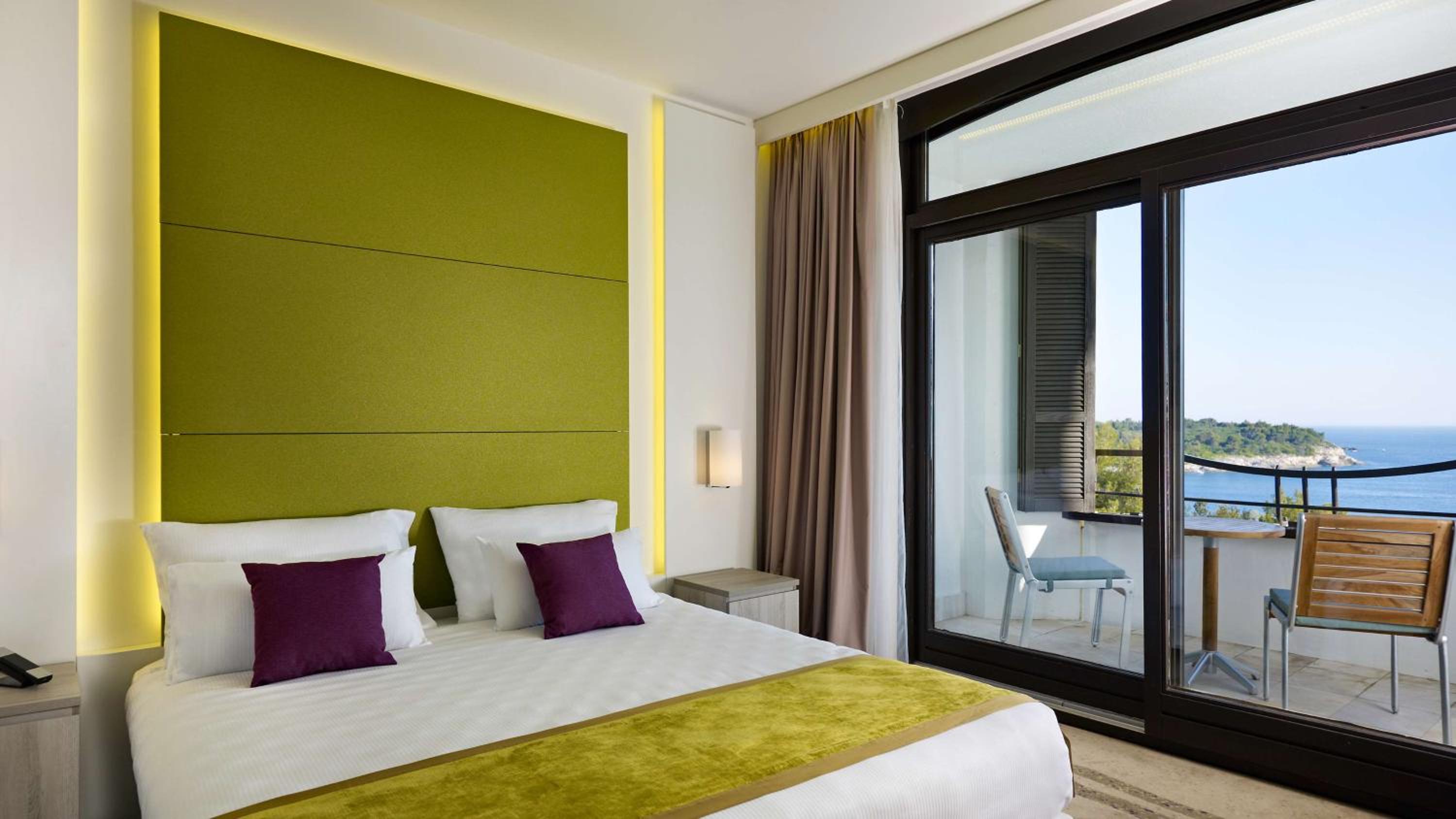 Superior Double or Twin Room with Sea View - Photo 1