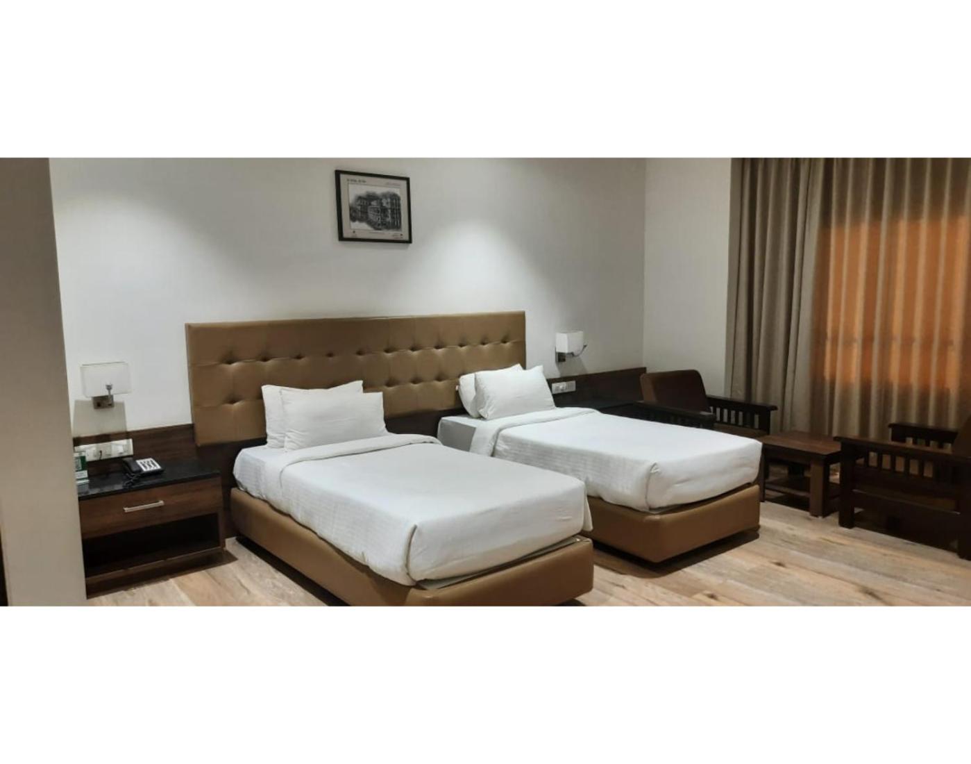 Superior Twin Room - Photo 4
