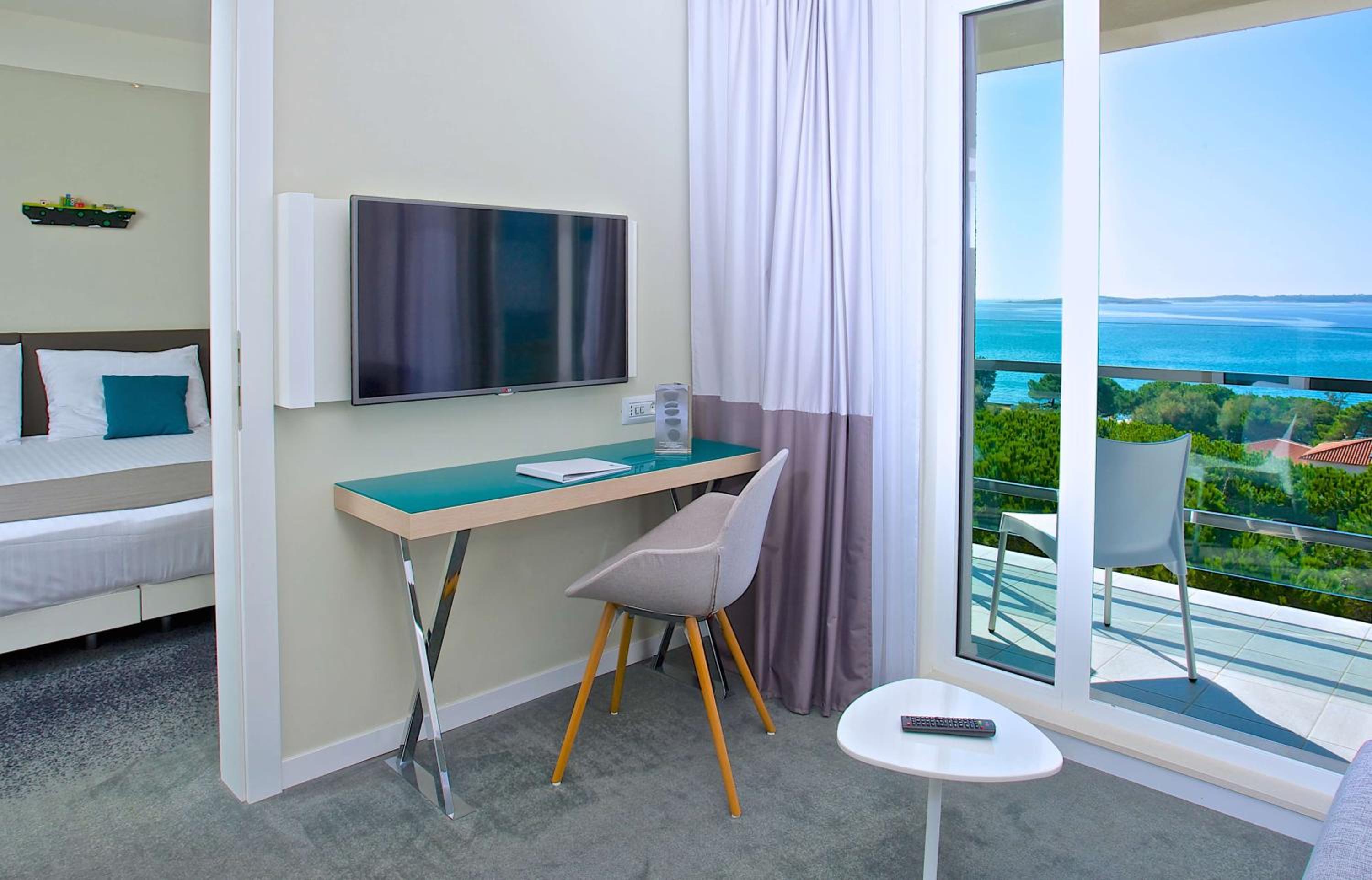 One Bedroom Suite Sea side - Photo 2