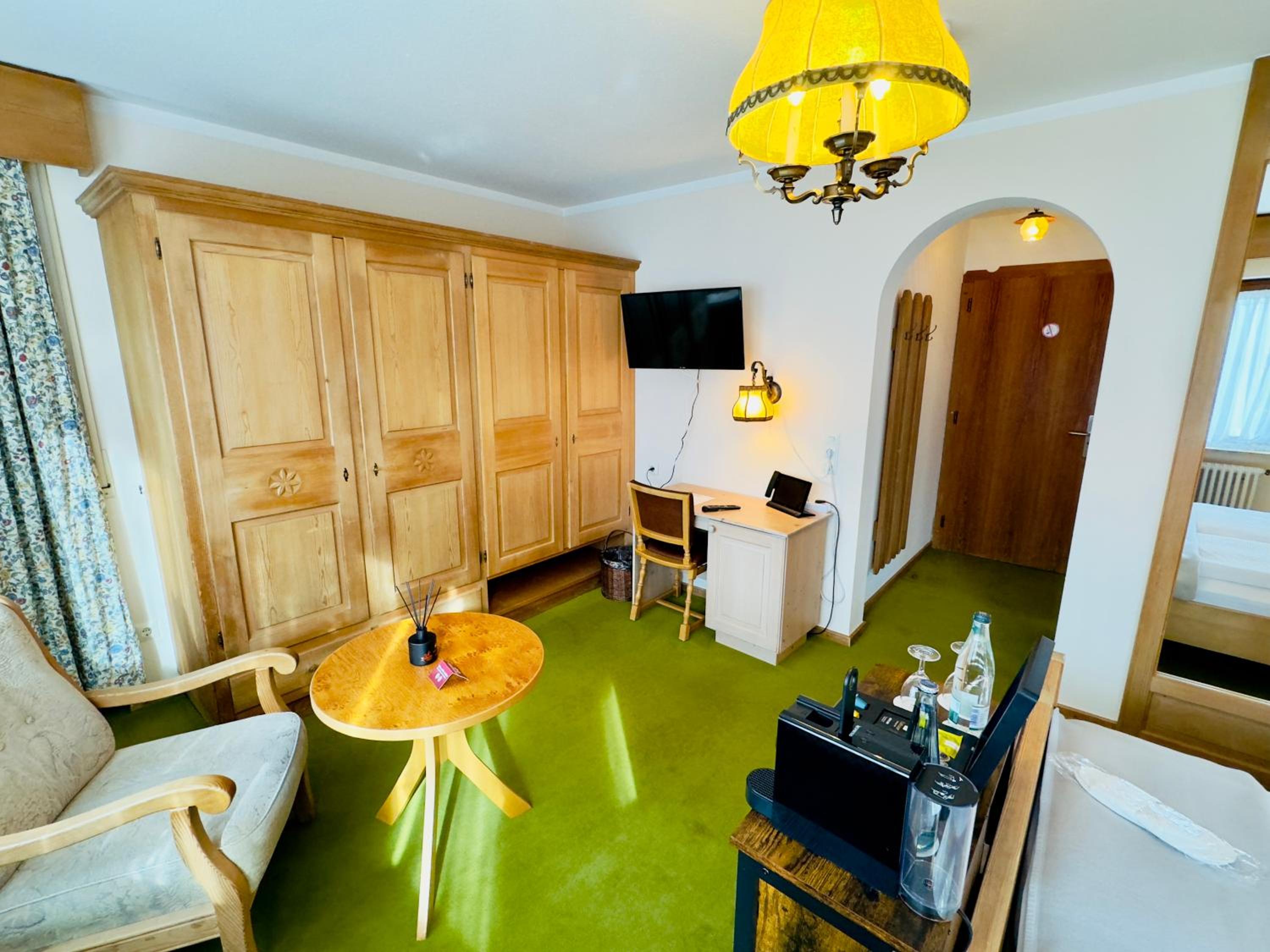 Standard Double Room - Photo 2
