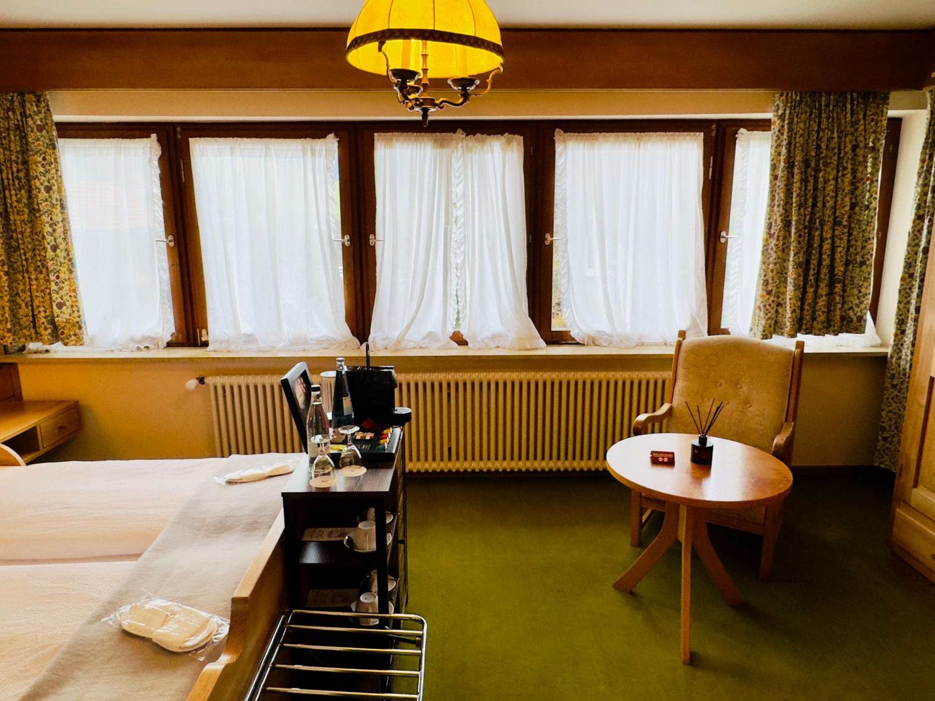 Standard Double Room - Photo 9